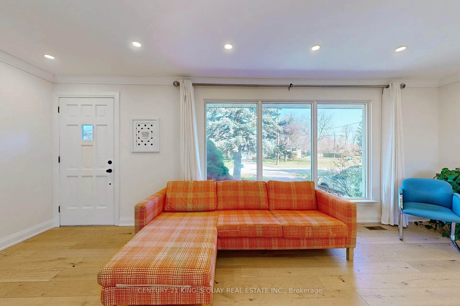 Photo 4 of 4 Honeybourne Crescent, Markham, Bullock — HOMEH
