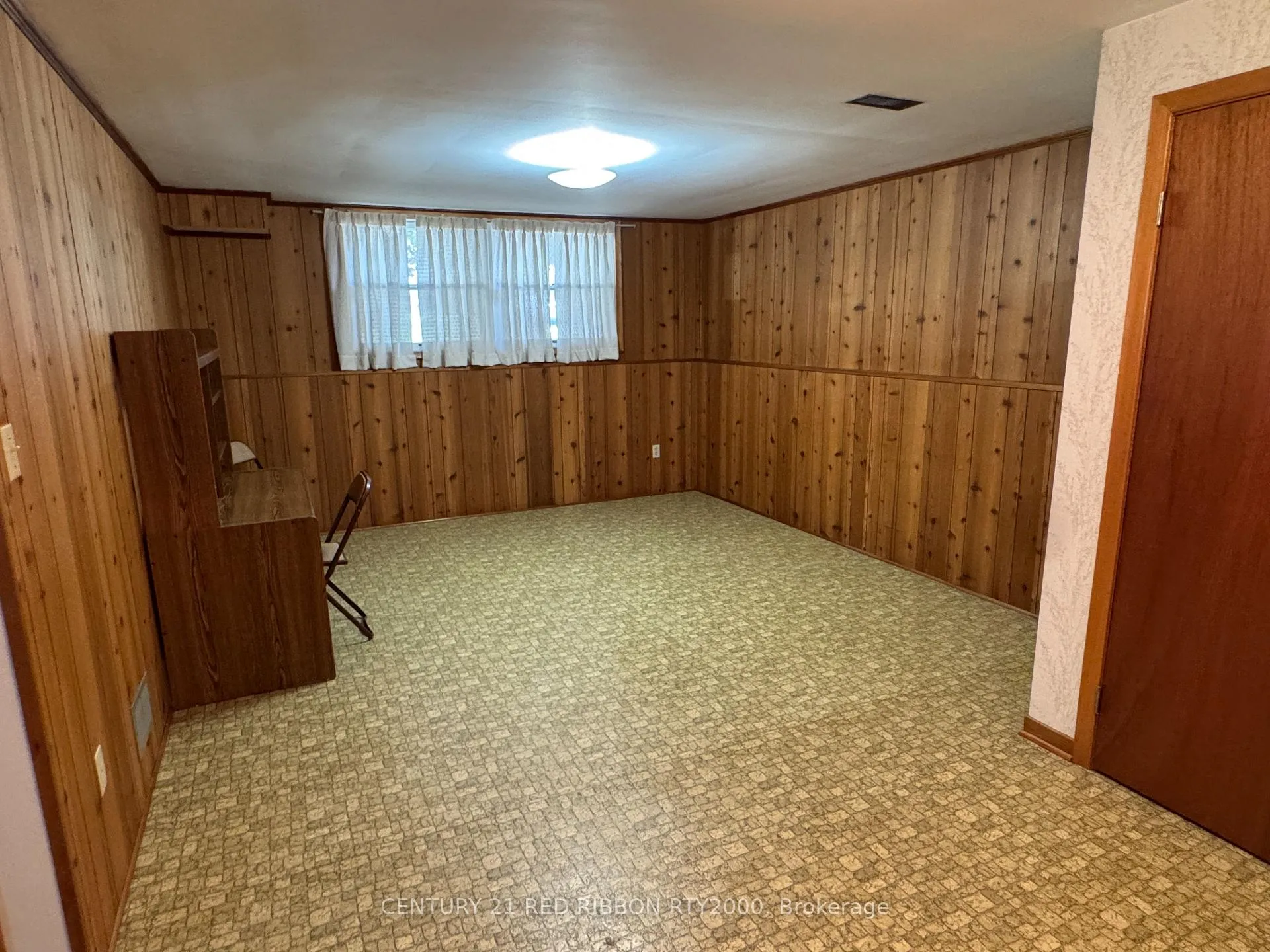 Photo 21 of 730 Glover Crescent, Strathroy-Caradoc, Mount Brydges — HOMEH