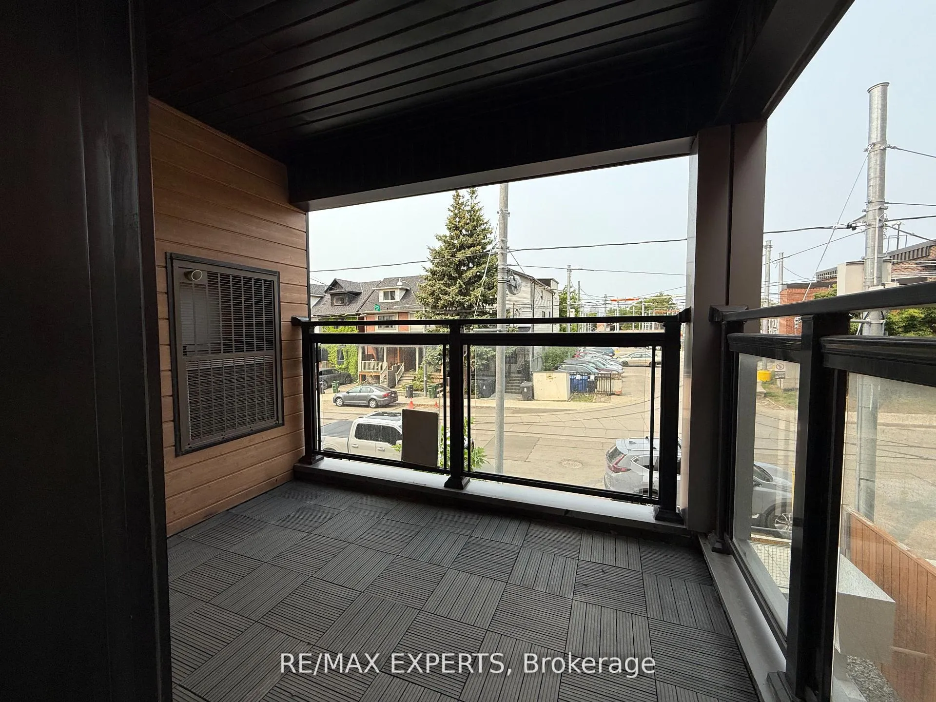 Photo 7 of Unit 204, 45 Connaught Avenue, Toronto, Greenwood-Coxwell — HOMEH