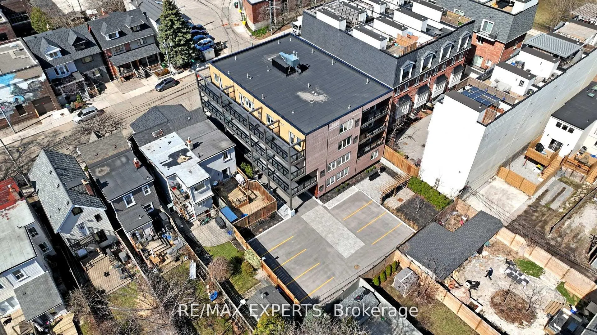 Photo 20 of Unit 204, 45 Connaught Avenue, Toronto, Greenwood-Coxwell — HOMEH