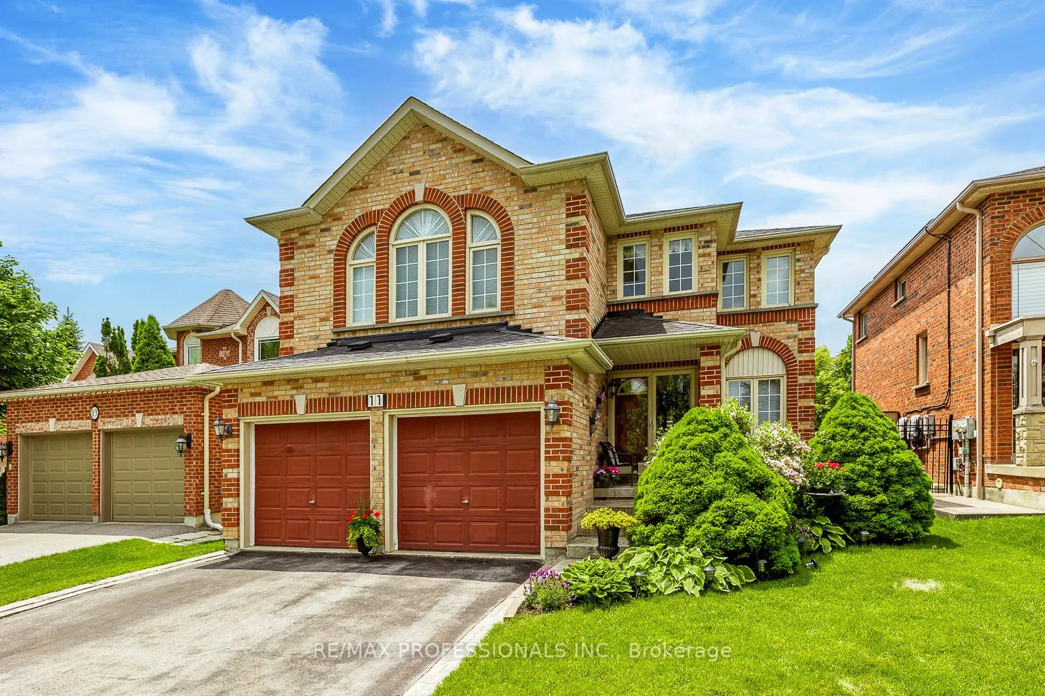 Photo 1 of 11 Riverwood Terrace, Caledon, Bolton East — HOMEH