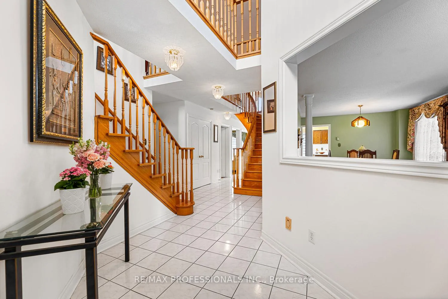 Photo 4 of 11 Riverwood Terrace, Caledon, Bolton East — HOMEH
