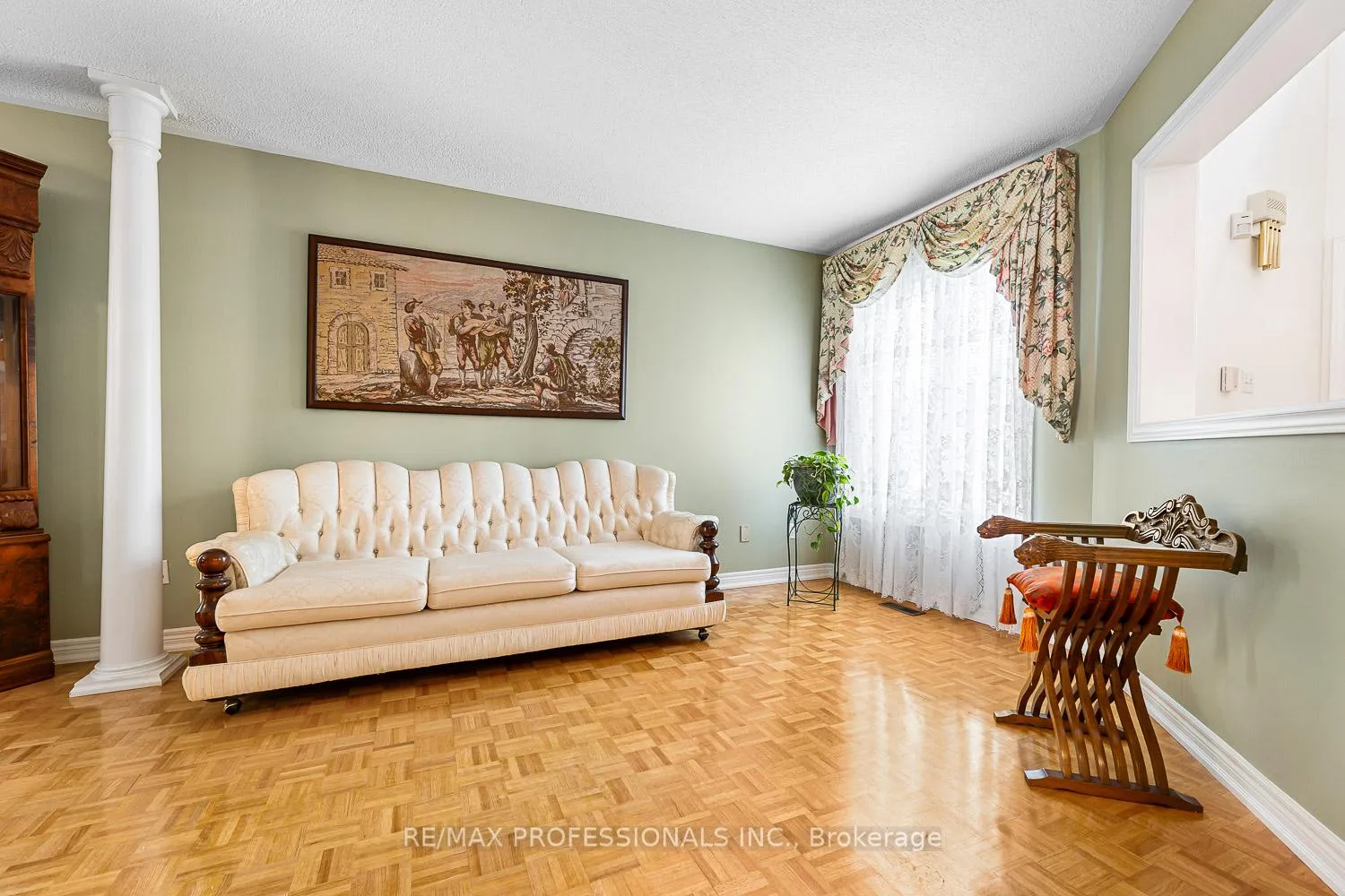 Photo 5 of 11 Riverwood Terrace, Caledon, Bolton East — HOMEH