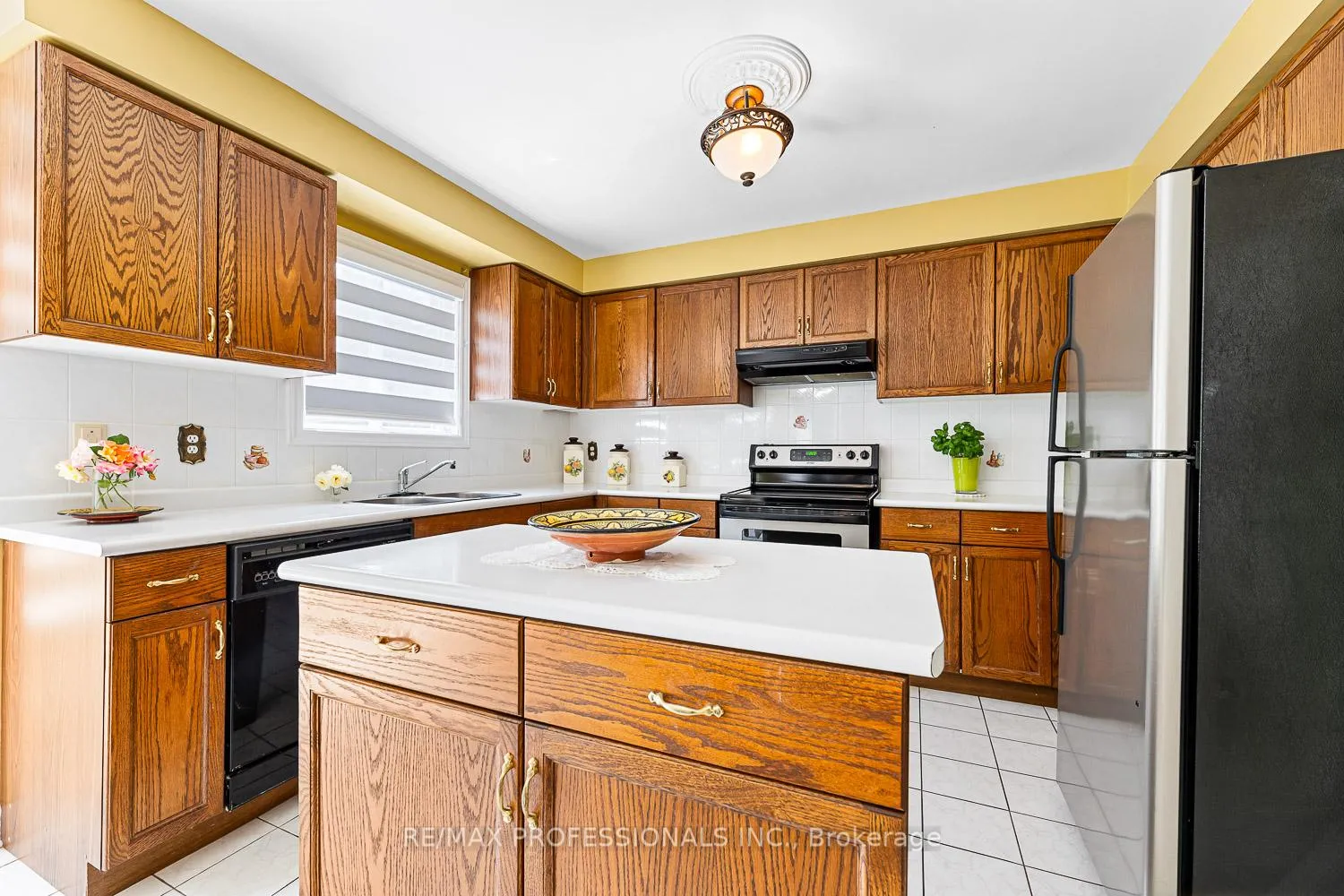 Photo 9 of 11 Riverwood Terrace, Caledon, Bolton East — HOMEH