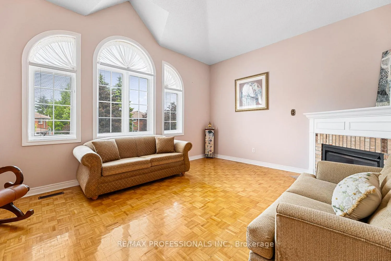 Photo 17 of 11 Riverwood Terrace, Caledon, Bolton East — HOMEH