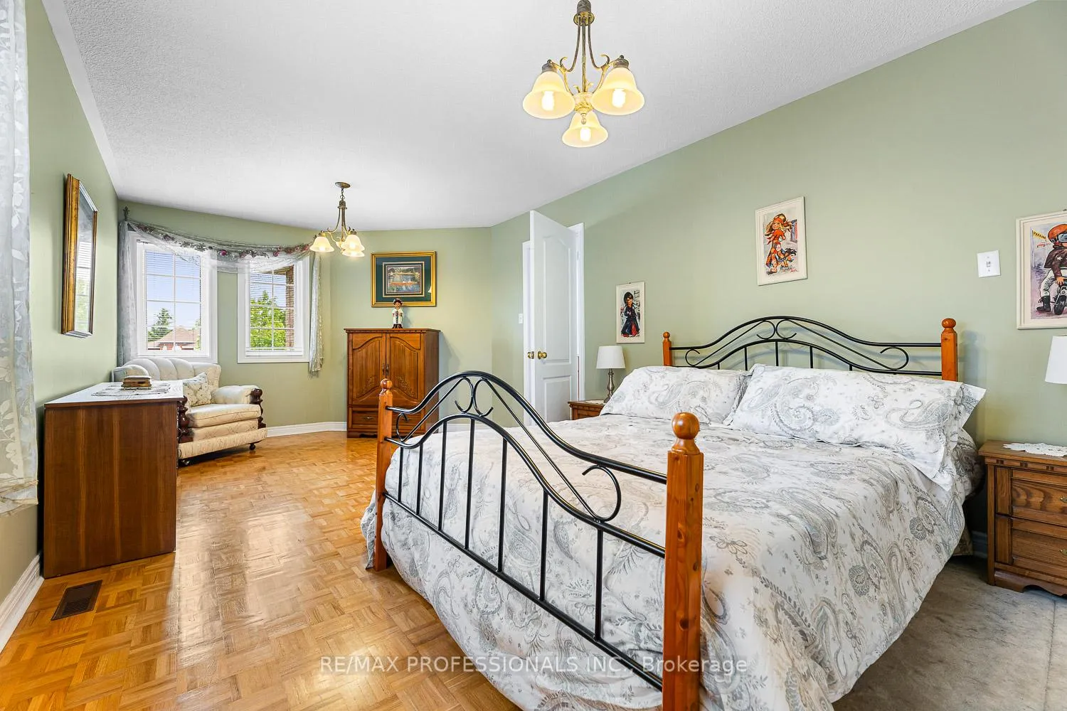 Photo 21 of 11 Riverwood Terrace, Caledon, Bolton East — HOMEH