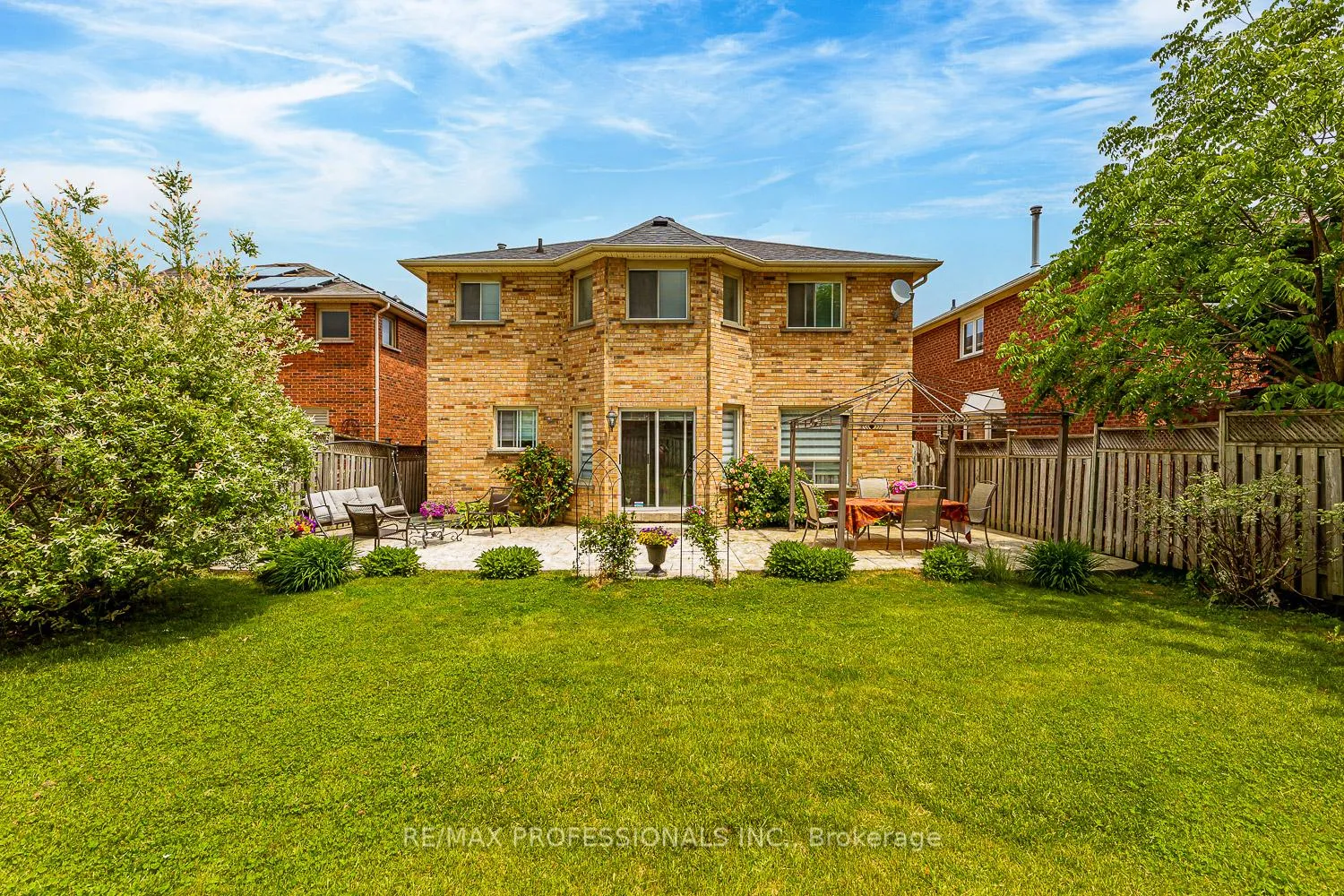 Photo 31 of 11 Riverwood Terrace, Caledon, Bolton East — HOMEH