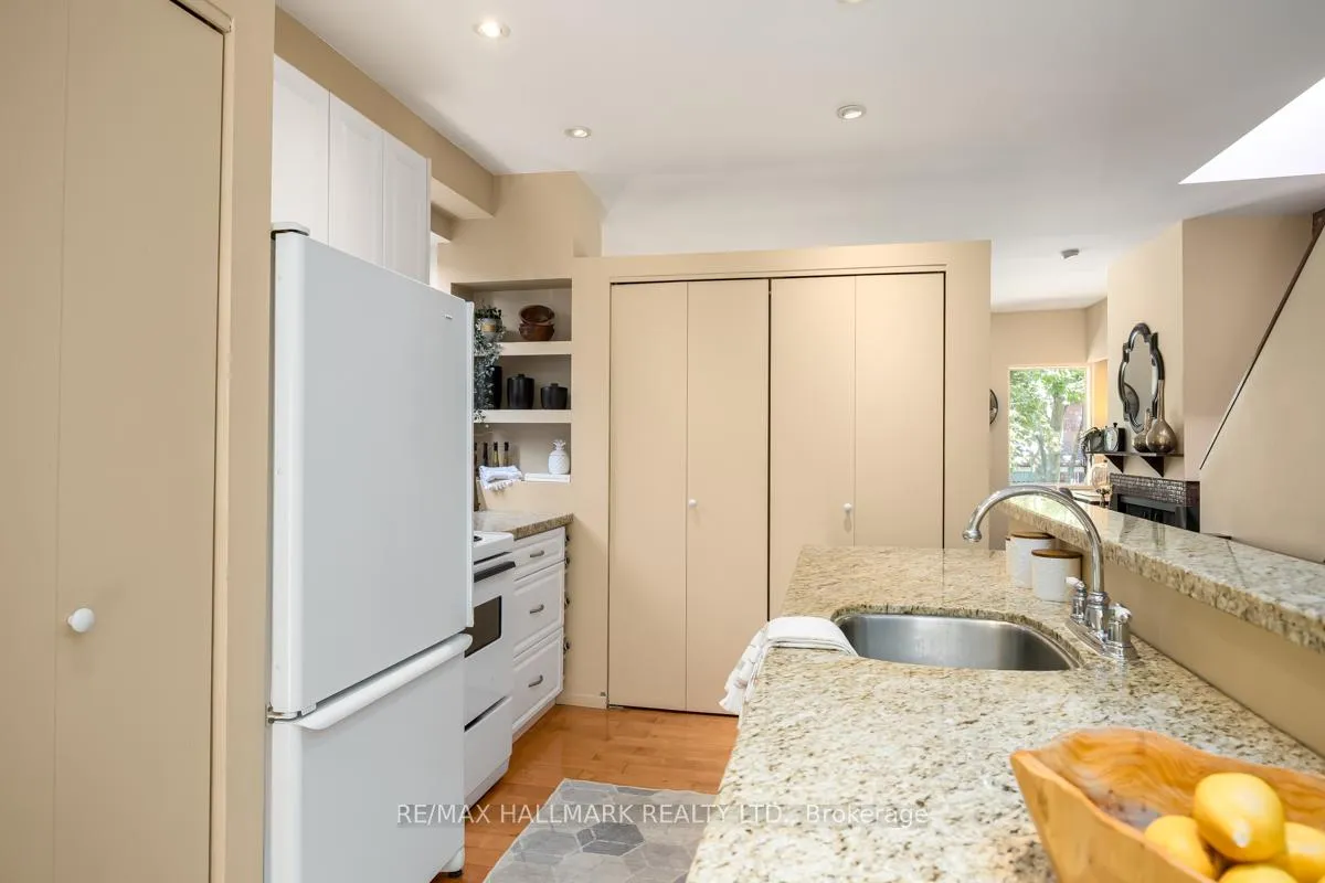 Photo 24 of 49 Harcourt Avenue, Toronto, Blake-Jones — HOMEH