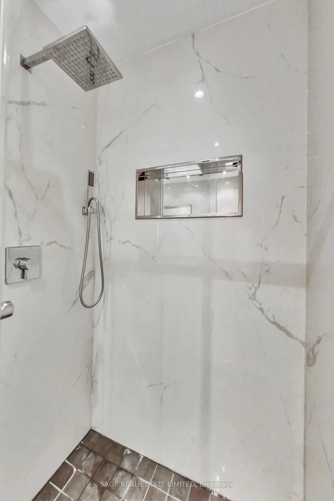 Photo 14 of Unit TH 13, 25 Soho Street, Toronto, Kensington-Chinatown — HOMEH