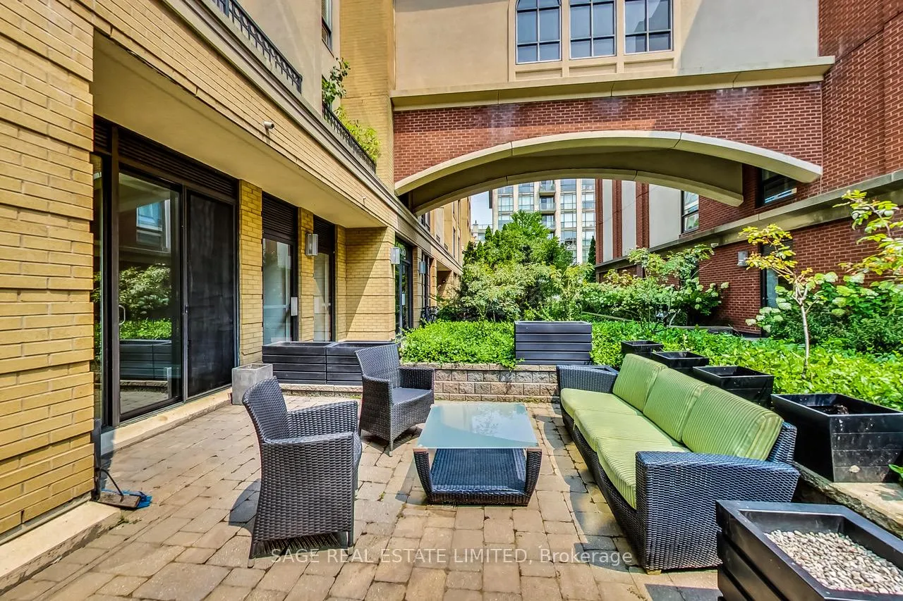 Photo 19 of Unit TH 13, 25 Soho Street, Toronto, Kensington-Chinatown — HOMEH