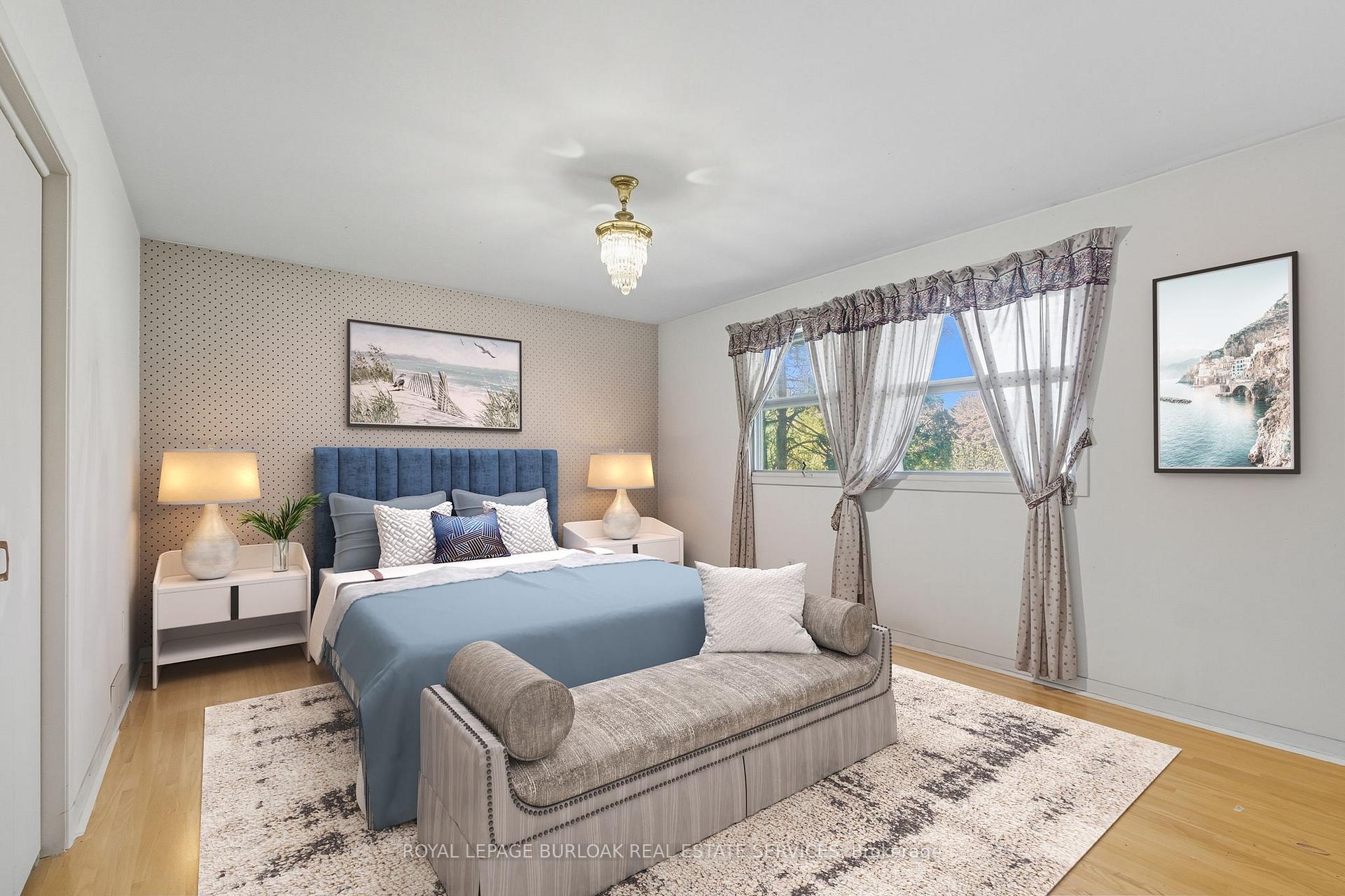 Photo 17 of 264 Camelot Drive, Burlington, Shoreacres — HOMEH