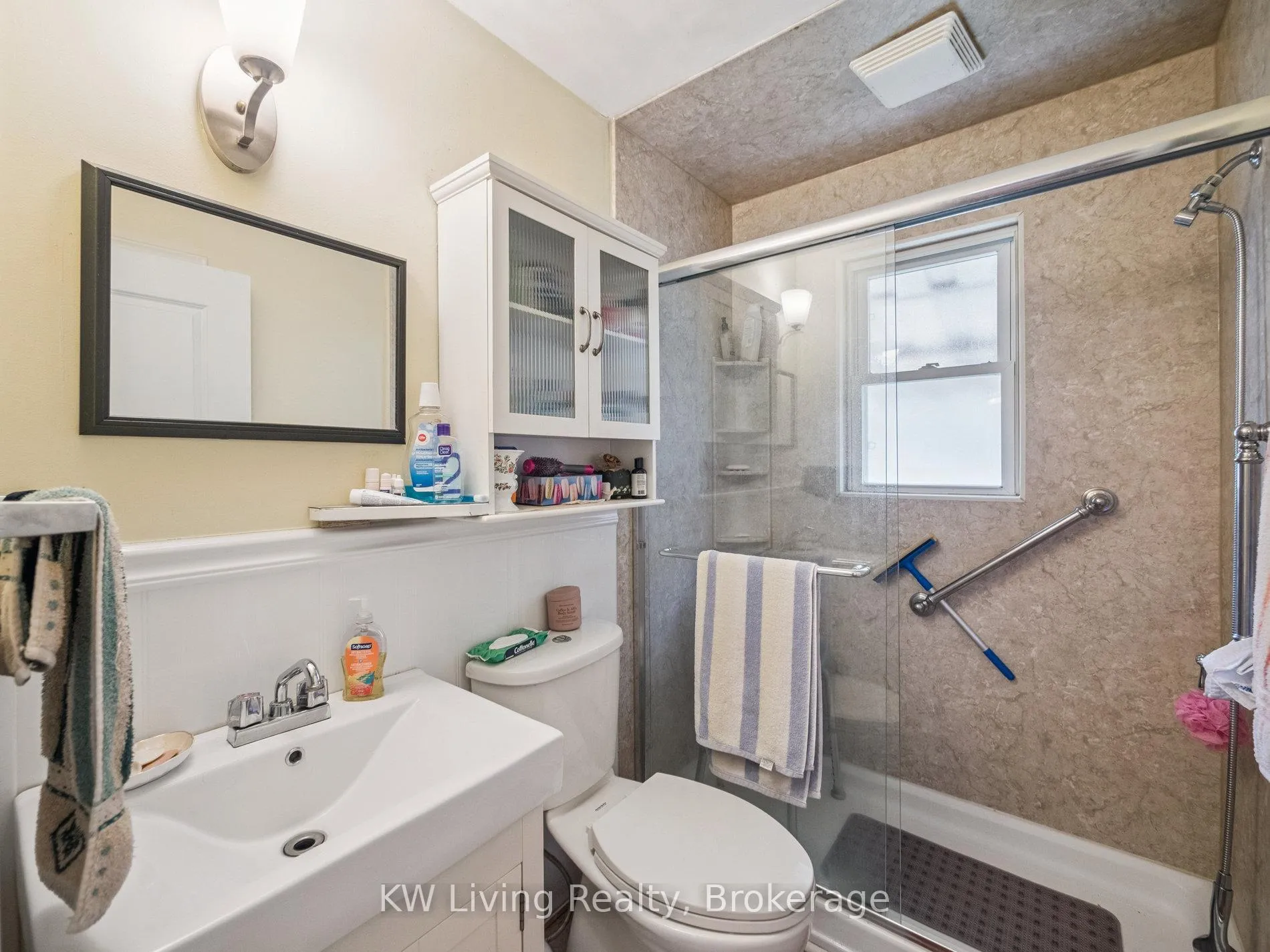 Photo 21 of 23 Wellington Street E, New Tecumseth, Alliston — HOMEH
