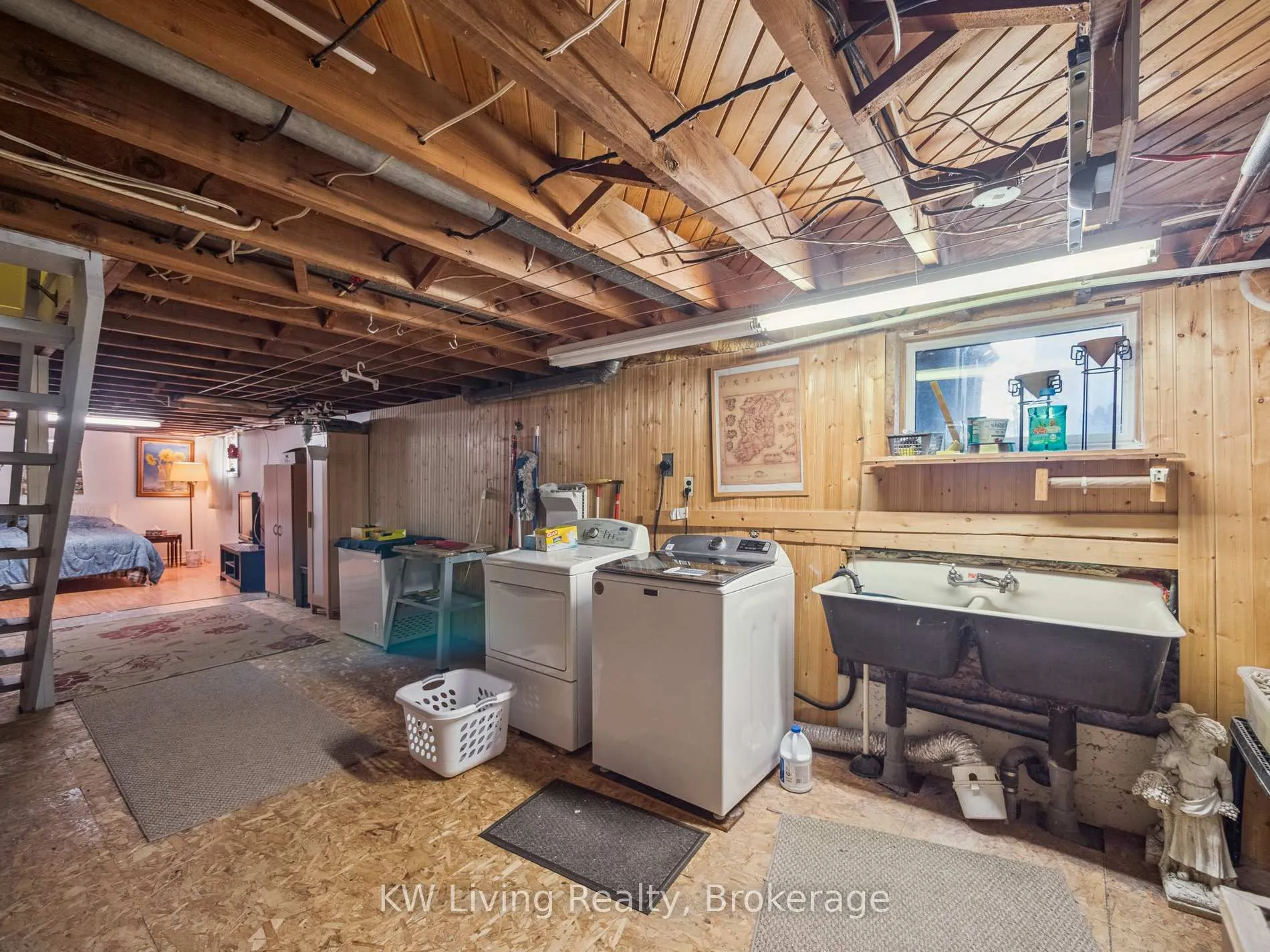 Photo 25 of 23 Wellington Street E, New Tecumseth, Alliston — HOMEH