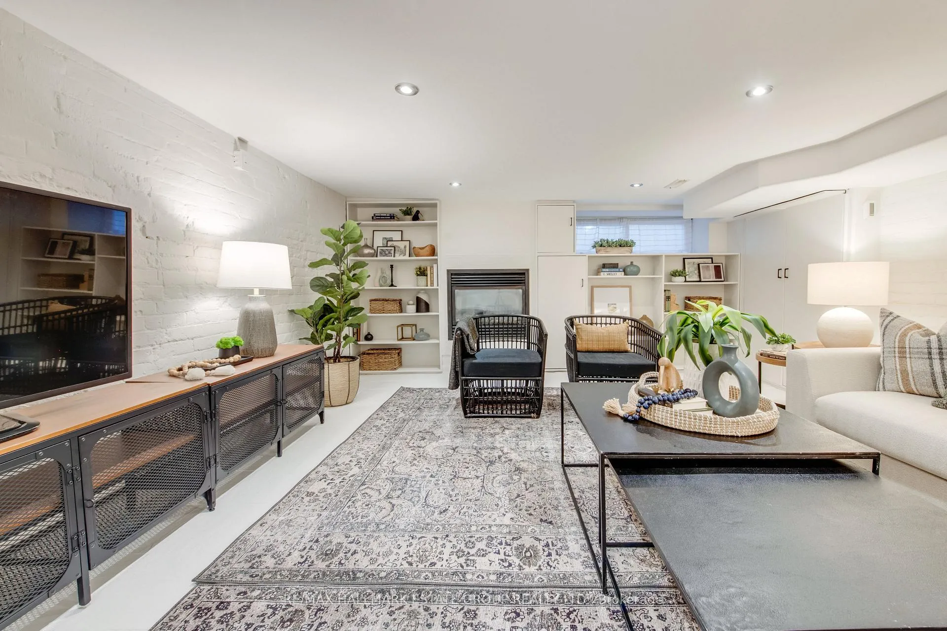Photo 38 of 16 Brighton Avenue, Toronto, South Riverdale — HOMEH