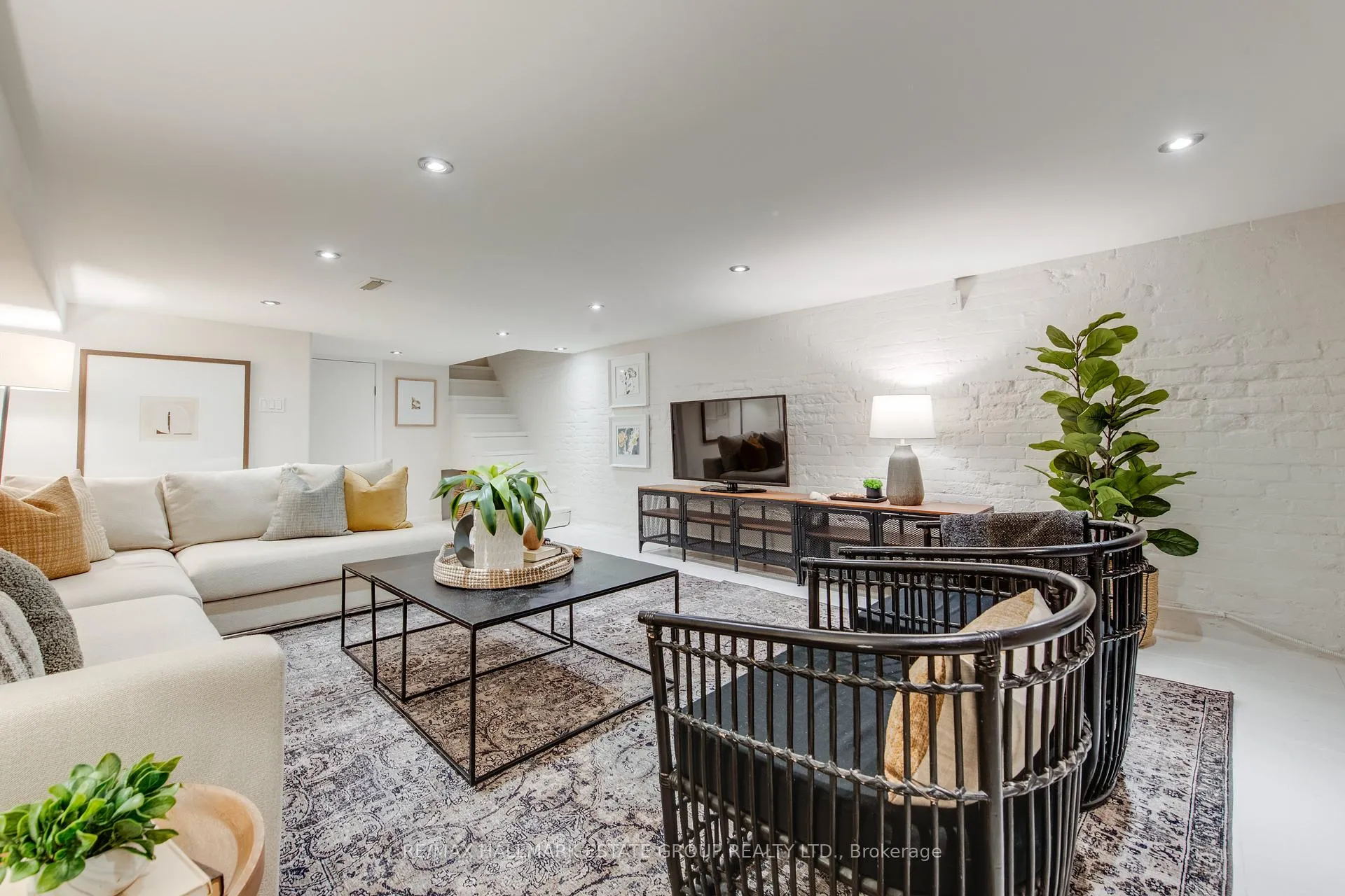 Photo 41 of 16 Brighton Avenue, Toronto, South Riverdale — HOMEH
