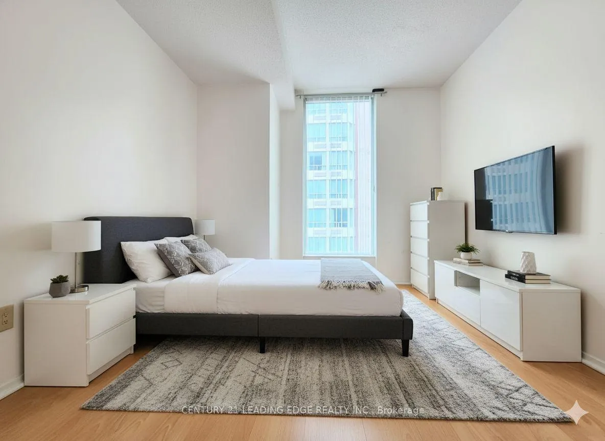 Photo 8 of Unit 901, 55 Centre Avenue, Toronto, Bay Street Corridor — HOMEH