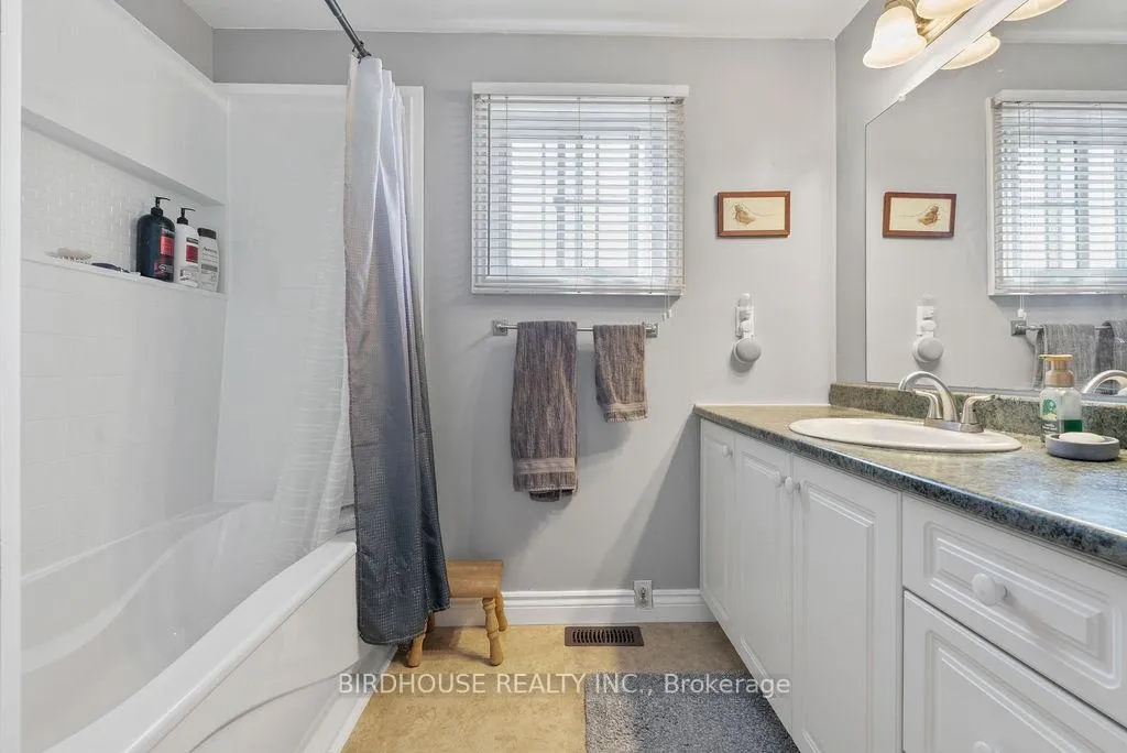 Photo 8 of 222 Corbett Drive, Kawartha Lakes, Pontypool — HOMEH