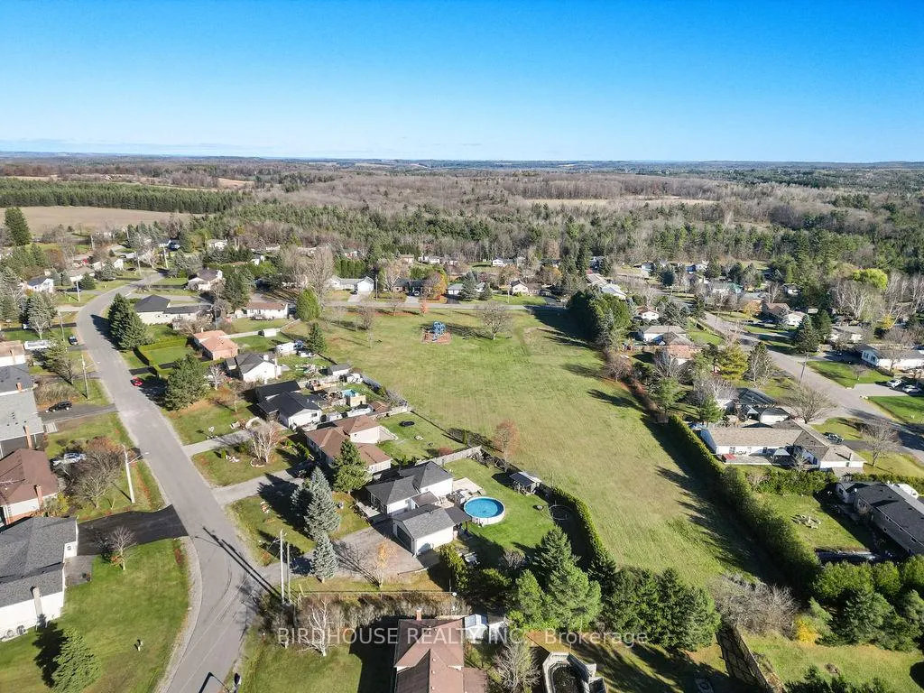 Photo 24 of 222 Corbett Drive, Kawartha Lakes, Pontypool — HOMEH