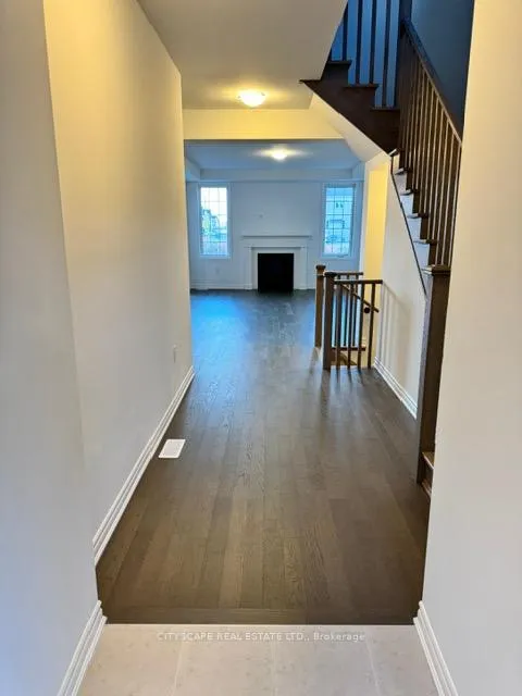 Photo 3 of 1509 Rothbury Crescent, Milton, Bowes — HOMEH