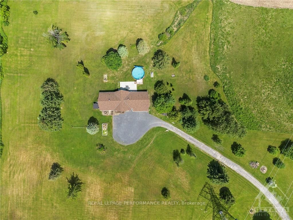 Photo 4 of 2981 Allen Road, Champlain, Champlain Twp — HOMEH