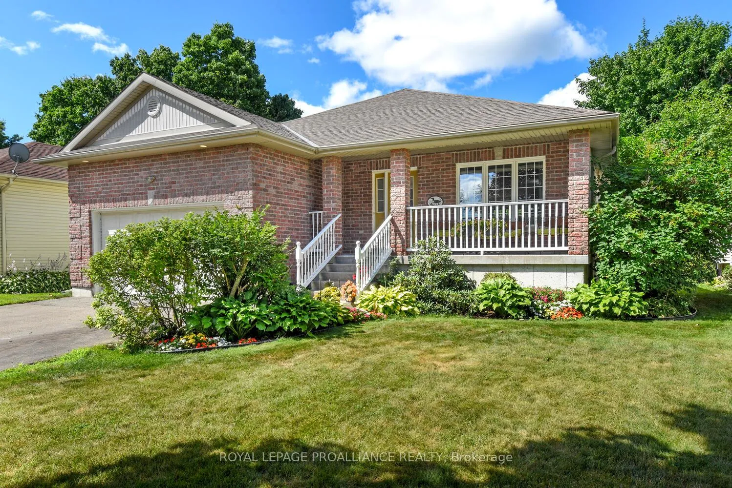 Photo 1 of 287 Beley Street, Brockville — HOMEH