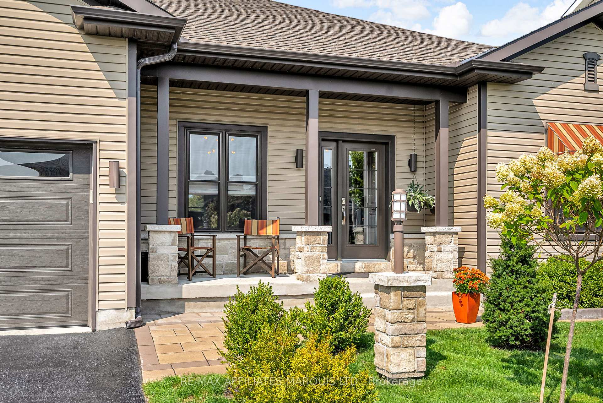 Photo 2 of 2141 Tremblay Avenue, Cornwall — HOMEH