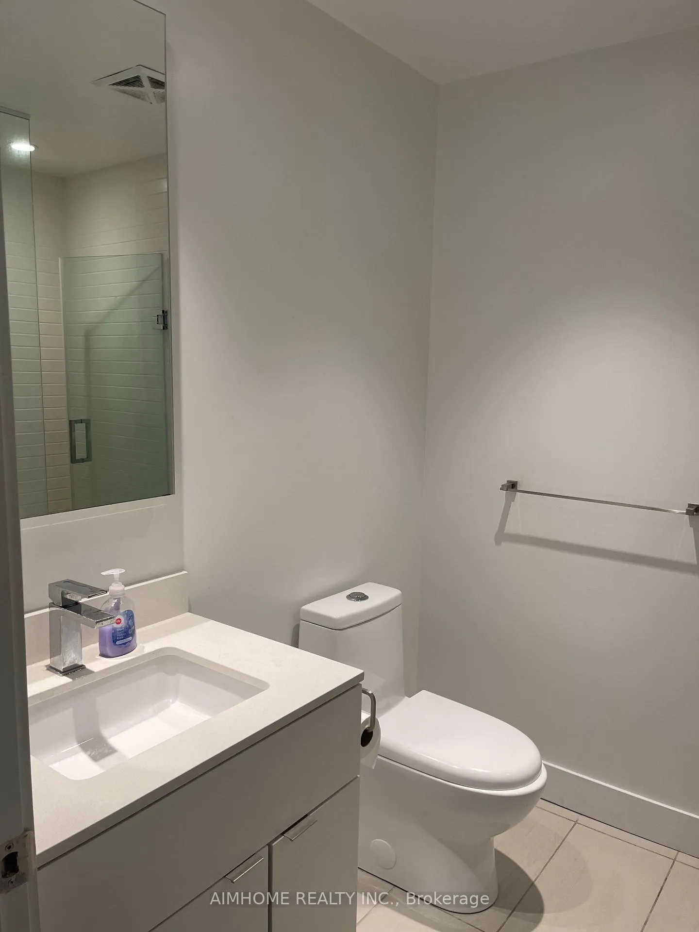 Photo 12 of Unit 811, 7 Grenville Street, Toronto, Bay Street Corridor — HOMEH