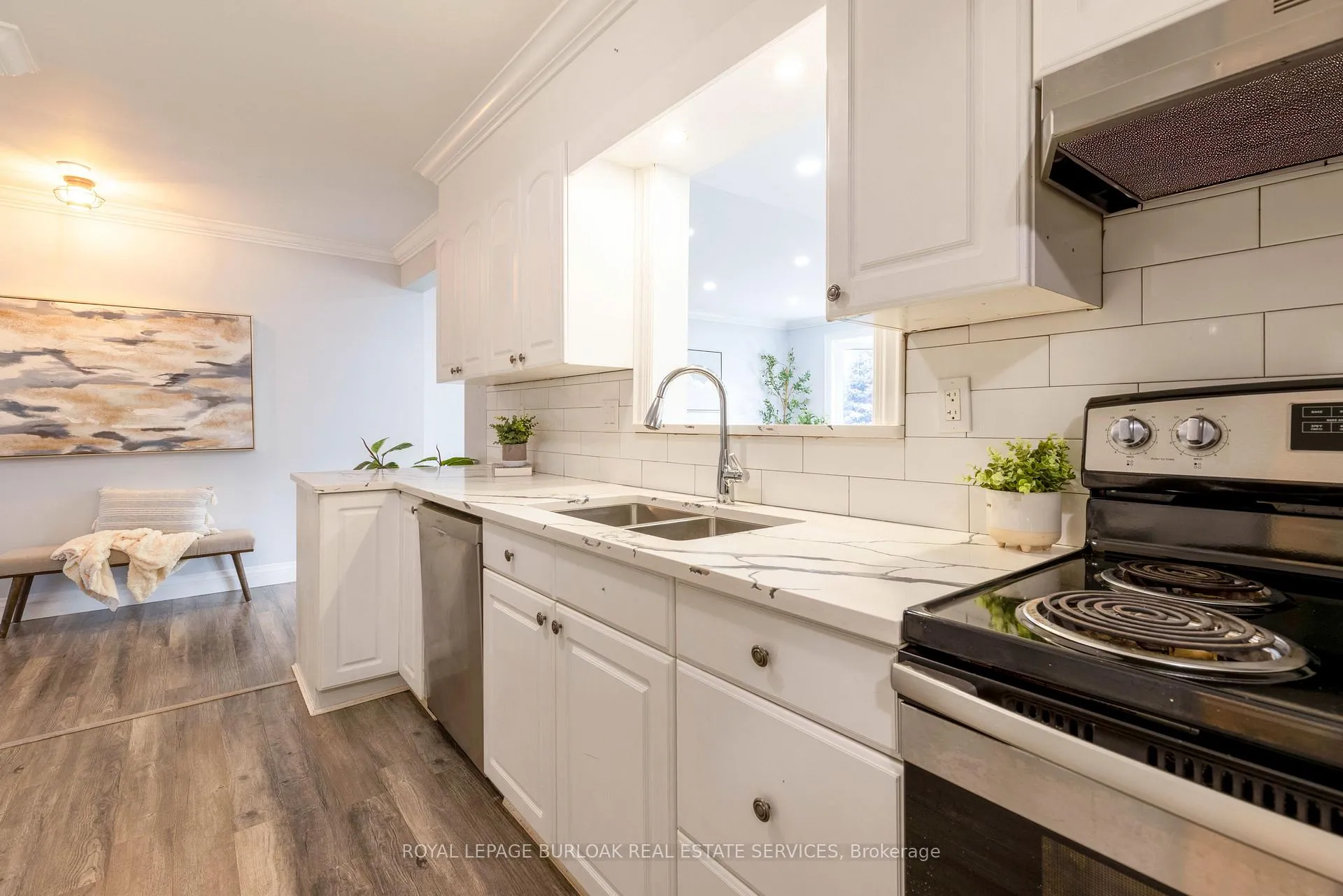 Photo 129 of 40 Kerman Avenue, Grimsby, Grimsby West — HOMEH