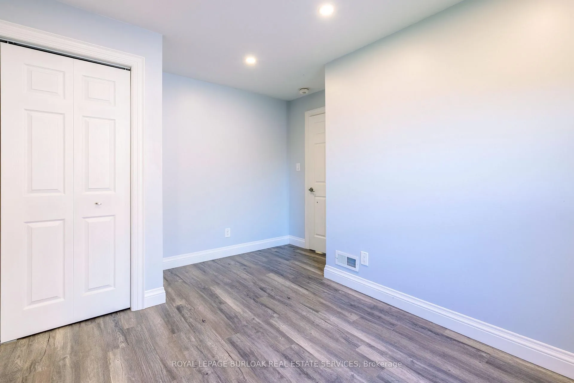Photo 282 of 40 Kerman Avenue, Grimsby, Grimsby West — HOMEH