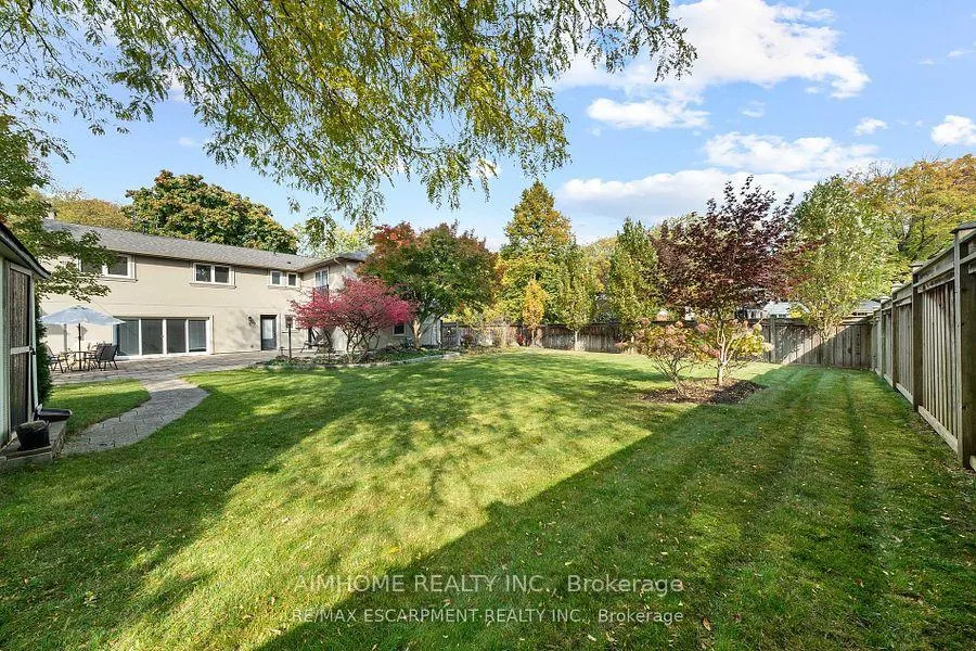 Photo 19 of 1300 Braeside Drive, Oakville, Morrison — HOMEH