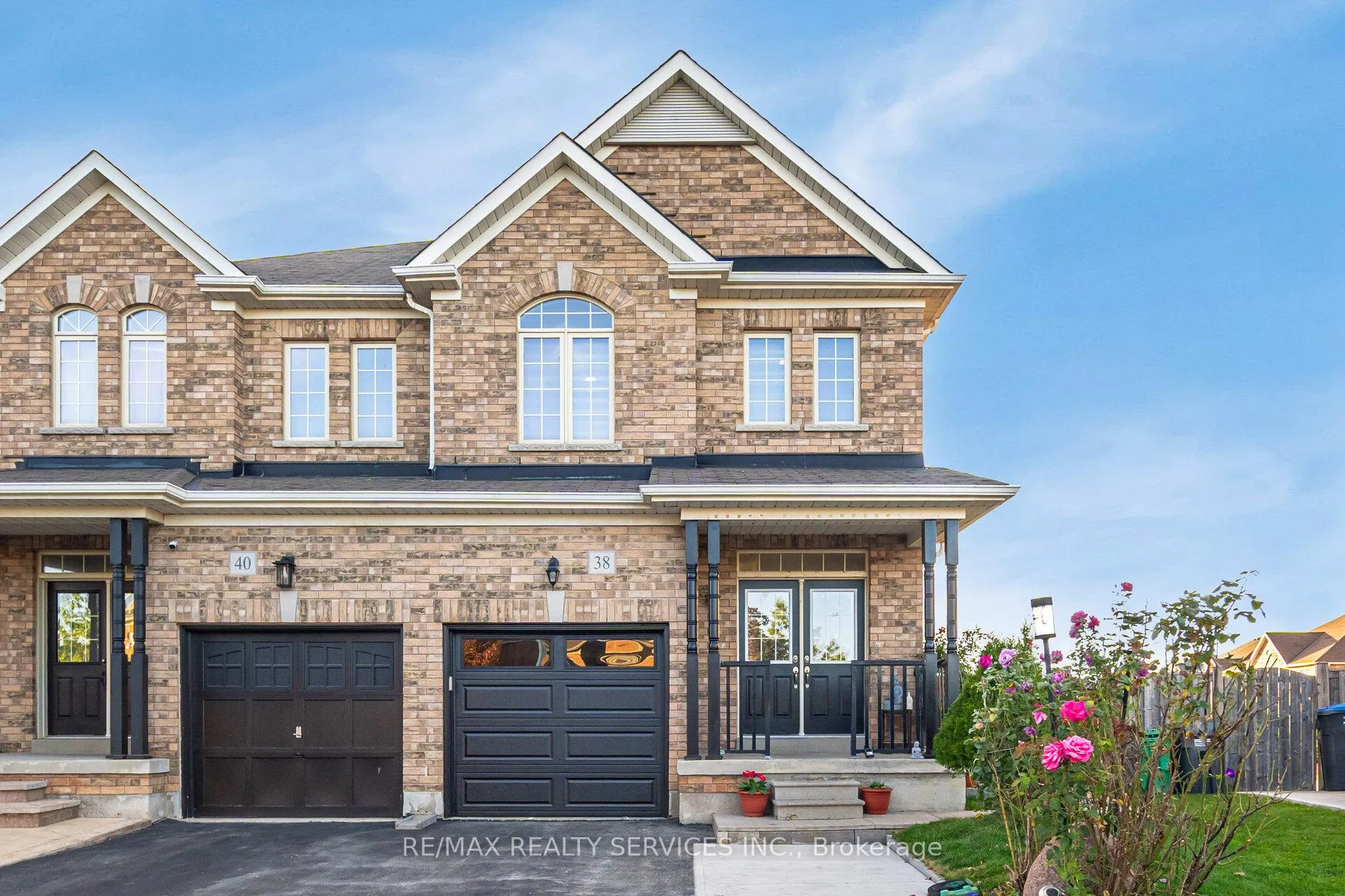 Photo 1 of 38 Delport Close, Brampton, Bram East — HOMEH