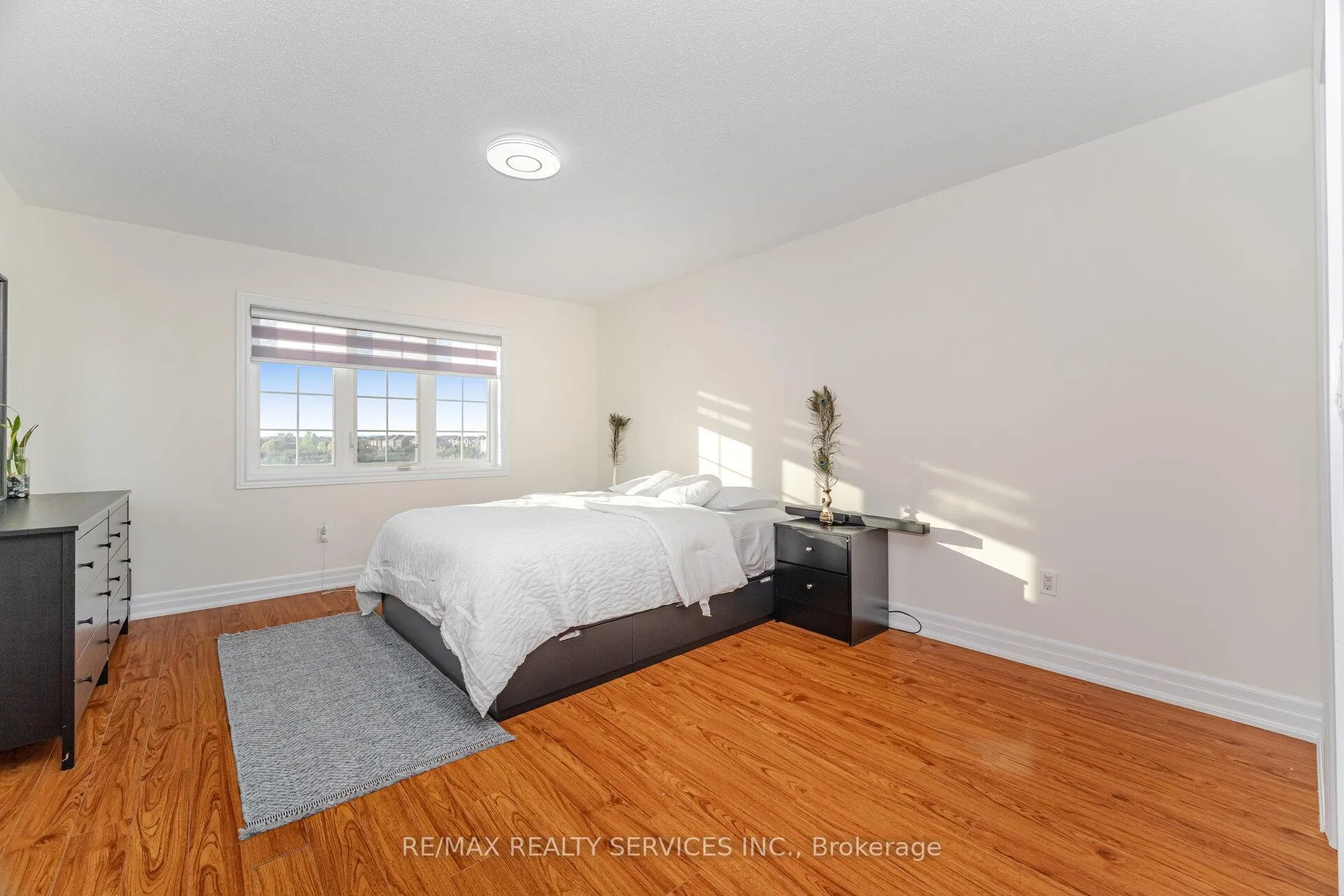 Photo 20 of 38 Delport Close, Brampton, Bram East — HOMEH