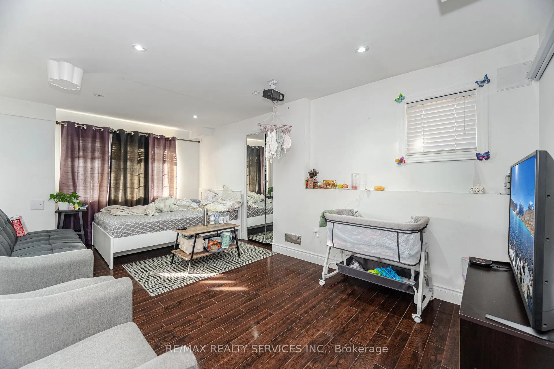 Photo 34 of 38 Delport Close, Brampton, Bram East — HOMEH
