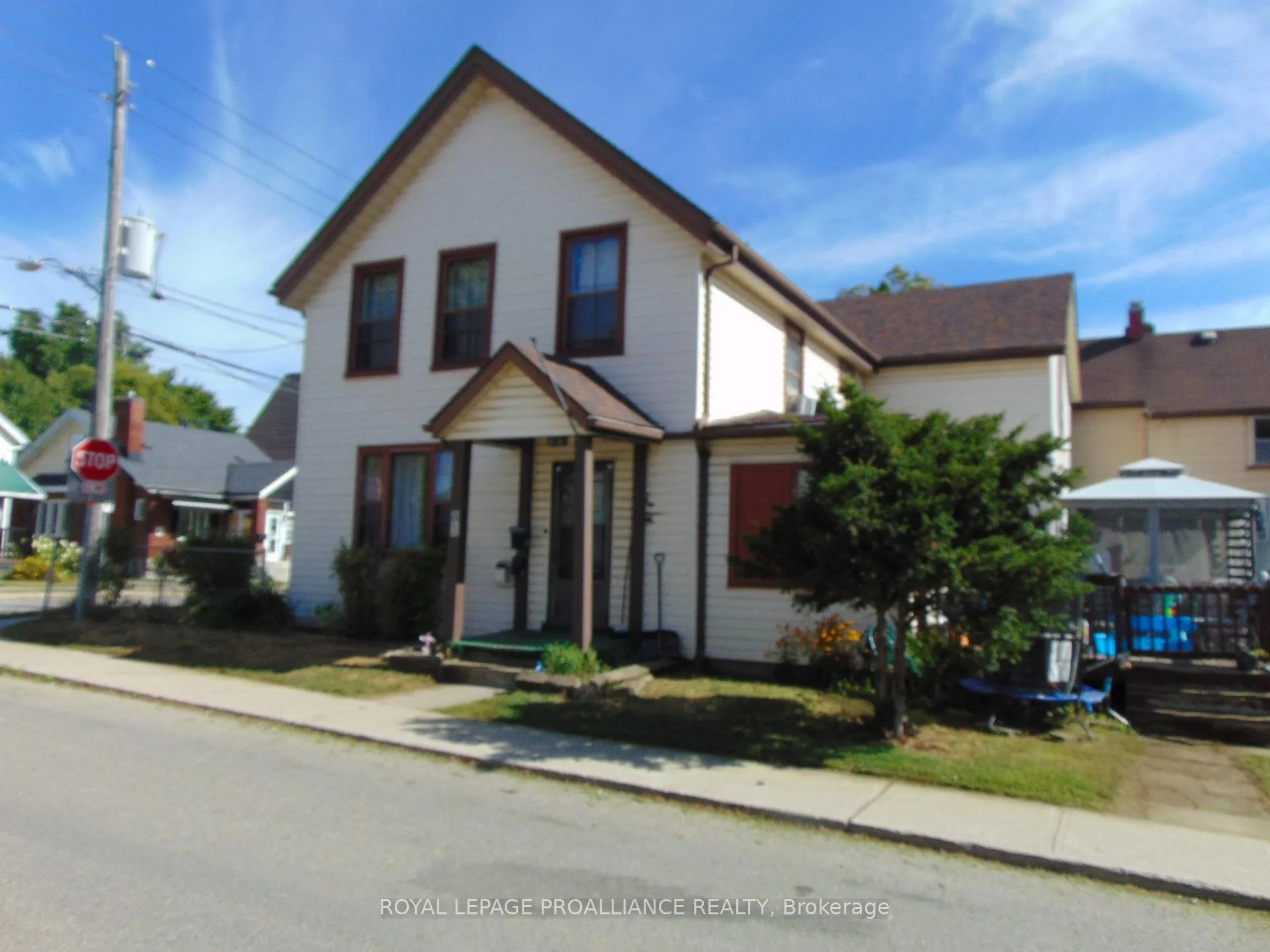 Front of Unit 1, 81 bethune Street