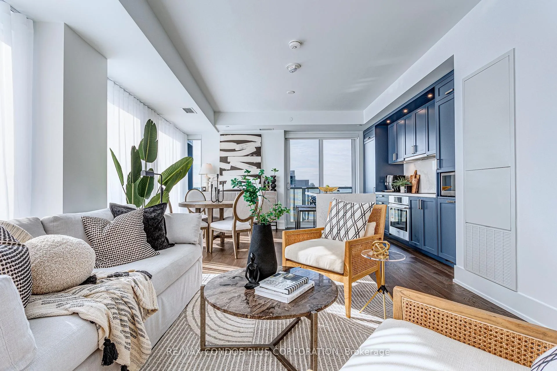 Photo 5 of Unit 1715, 480 Front Street W, Toronto, Waterfront Communities — HOMEH