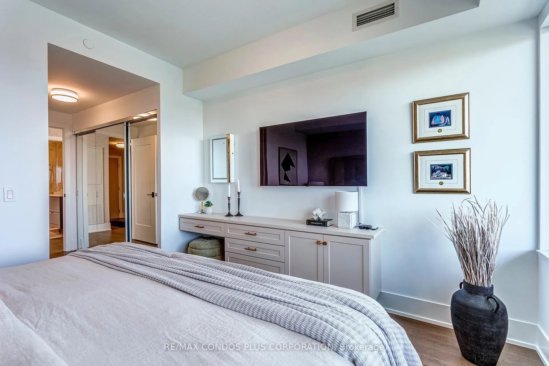 Photo 19 of Unit 1715, 480 Front Street W, Toronto, Waterfront Communities — HOMEH