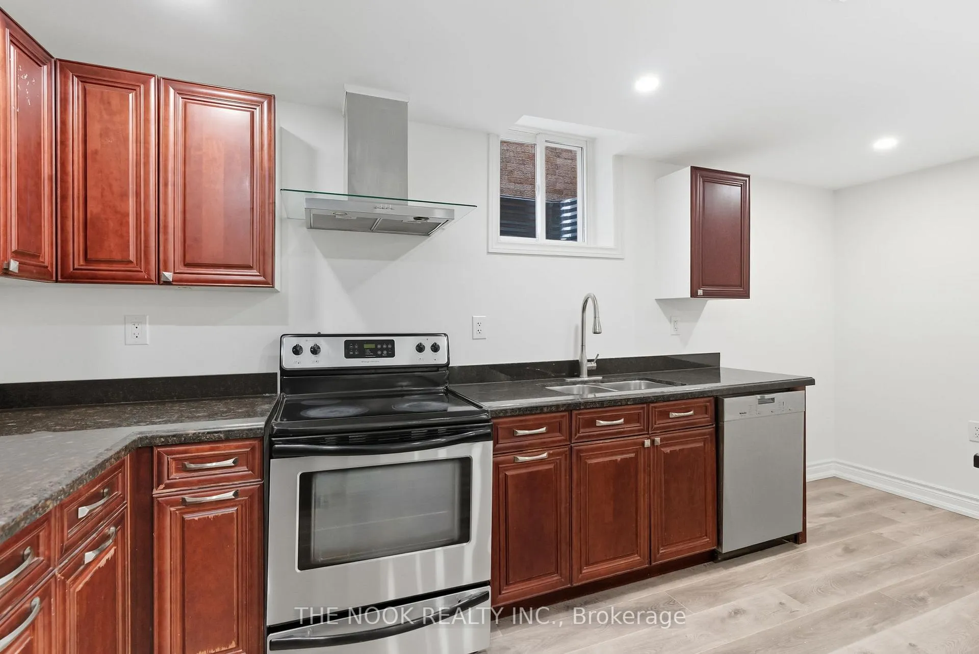 Photo 9 of Unit BSMNT, 1941 Lydia Crescent, Pickering, Liverpool — HOMEH
