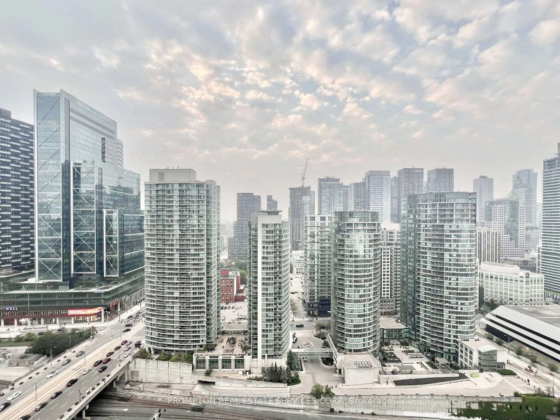Photo 10 of Unit 2902, 1 Concord Cityplace Way, Toronto, Waterfront Communities — HOMEH