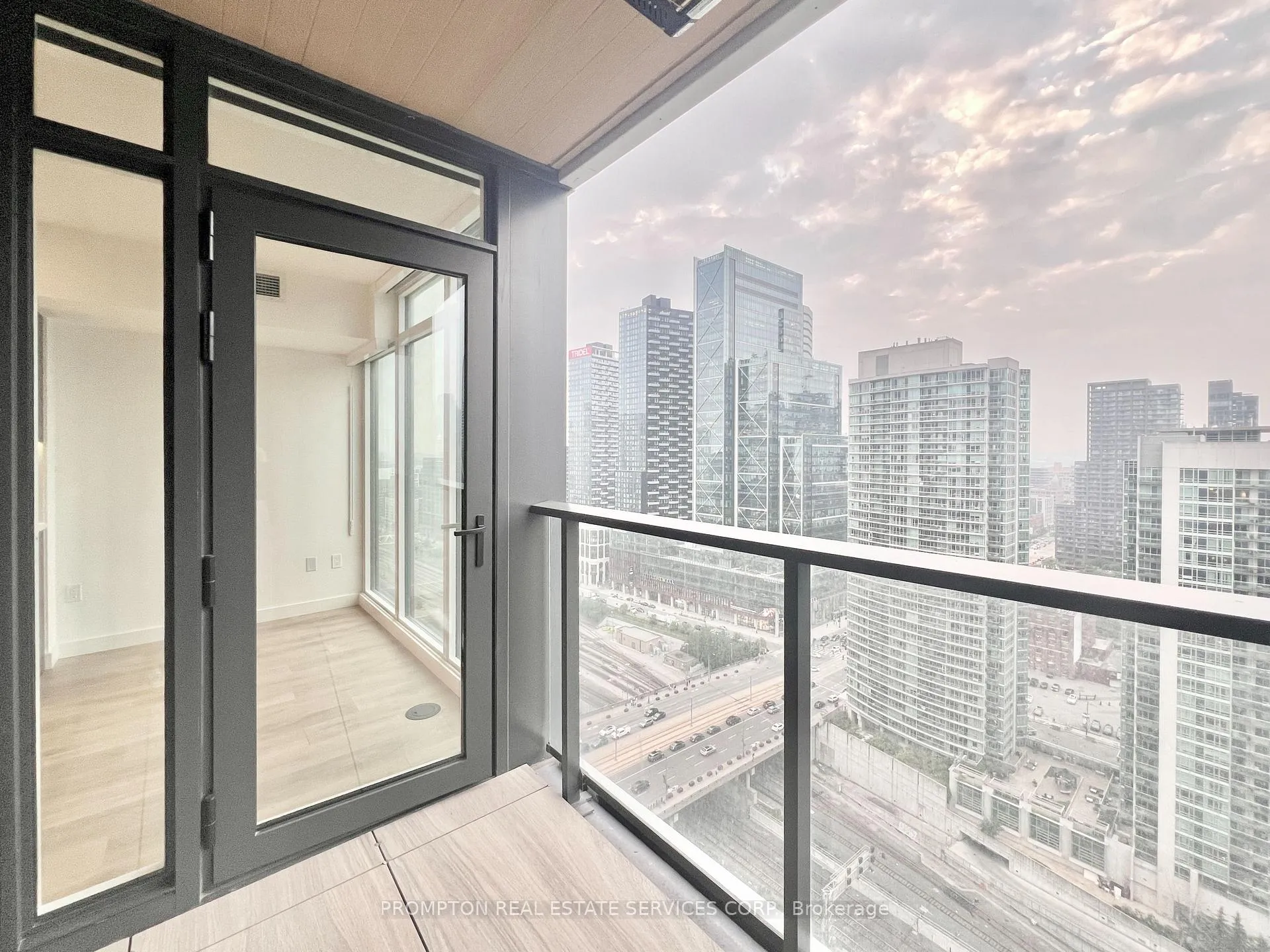 Photo 13 of Unit 2902, 1 Concord Cityplace Way, Toronto, Waterfront Communities — HOMEH