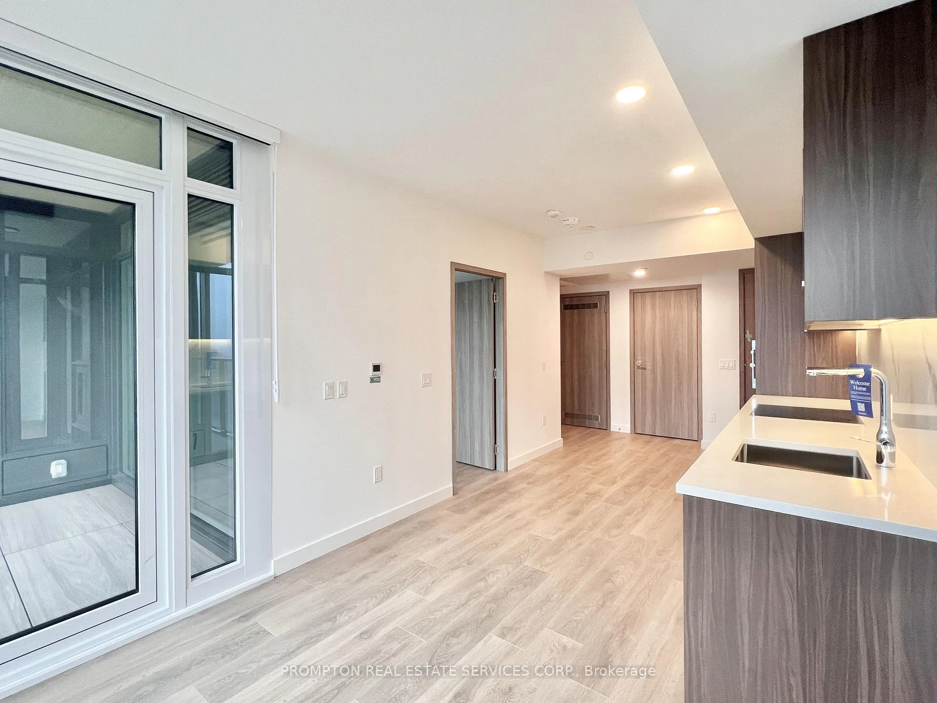 Photo 15 of Unit 2902, 1 Concord Cityplace Way, Toronto, Waterfront Communities — HOMEH
