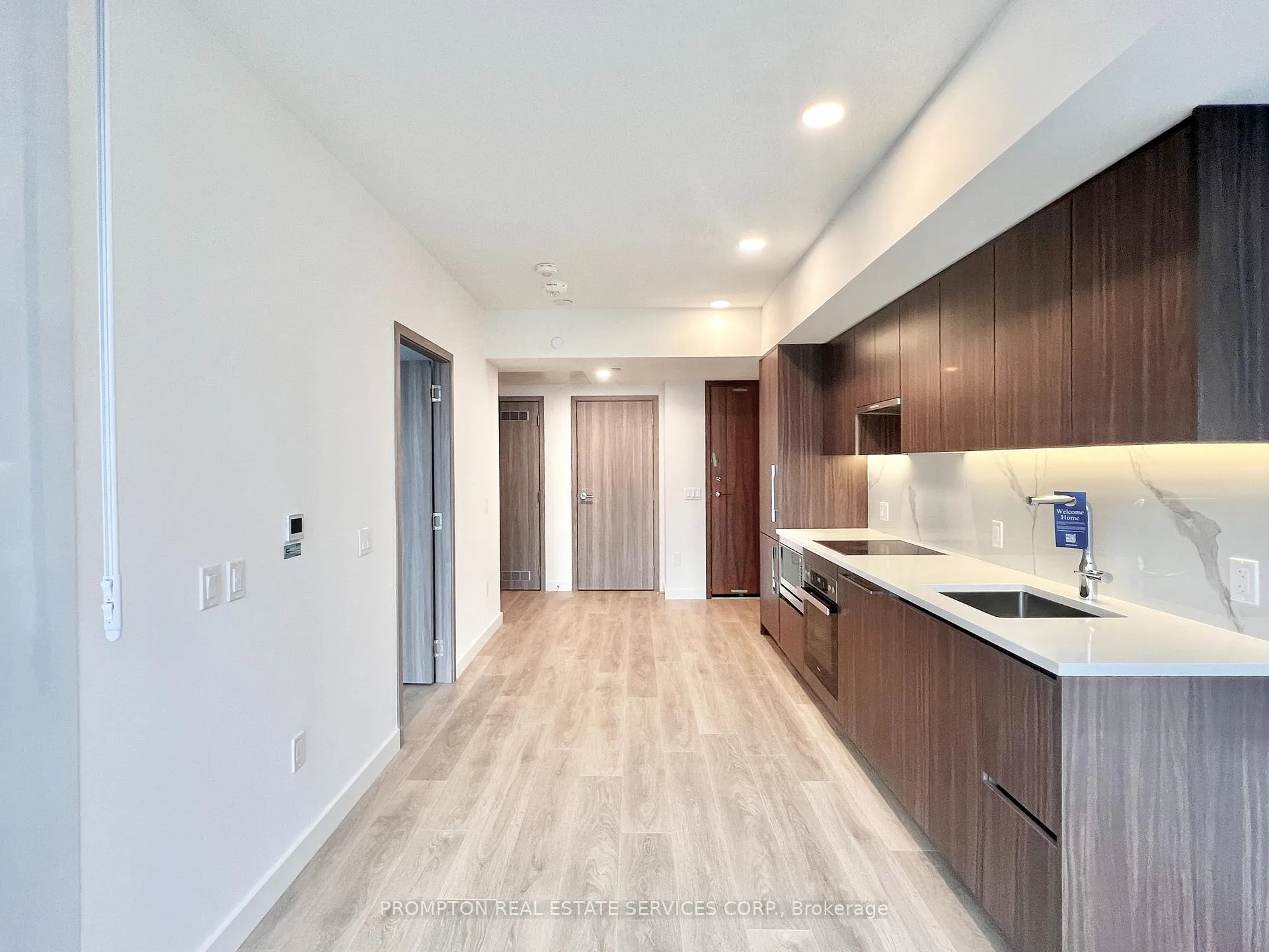Photo 16 of Unit 2902, 1 Concord Cityplace Way, Toronto, Waterfront Communities — HOMEH