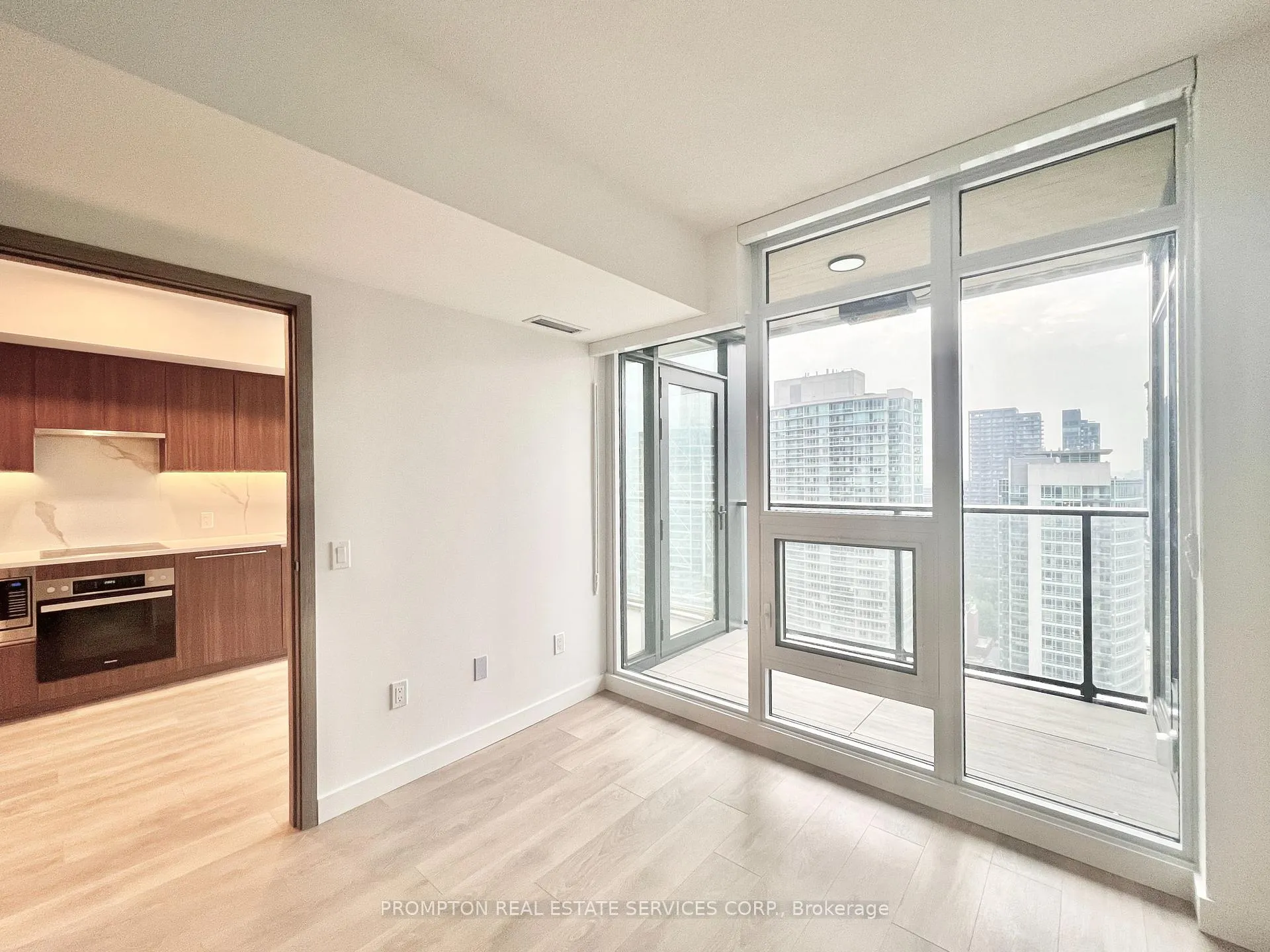 Photo 23 of Unit 2902, 1 Concord Cityplace Way, Toronto, Waterfront Communities — HOMEH