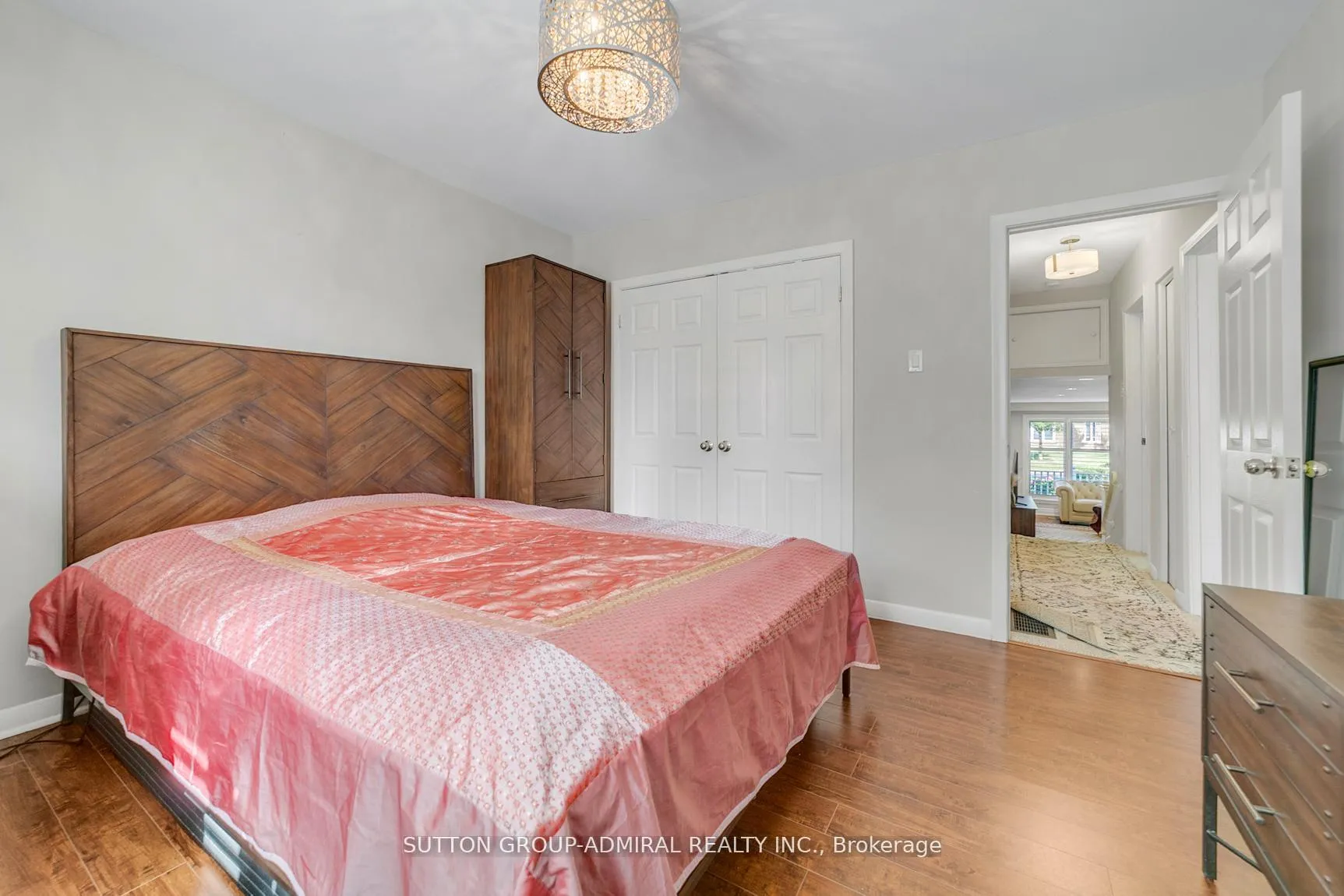 Photo 24 of 10 Kitimat Crescent, Aurora, Aurora Heights — HOMEH
