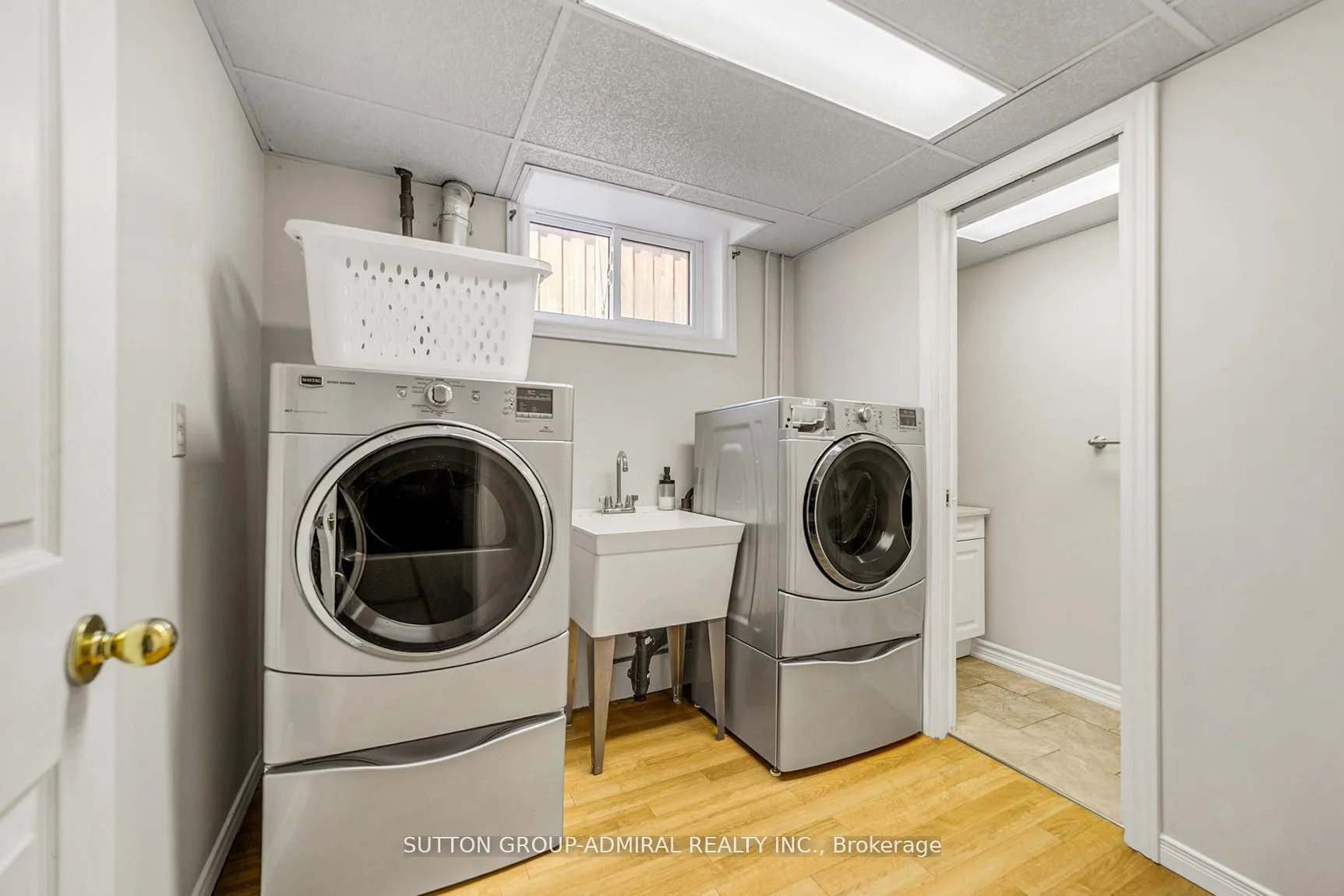 Photo 27 of 10 Kitimat Crescent, Aurora, Aurora Heights — HOMEH