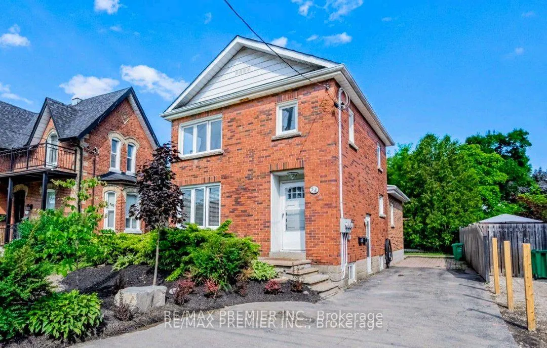 Photo 1 of Unit 2-Upper, 58 Joseph Street, Brampton, Downtown Brampton — HOMEH