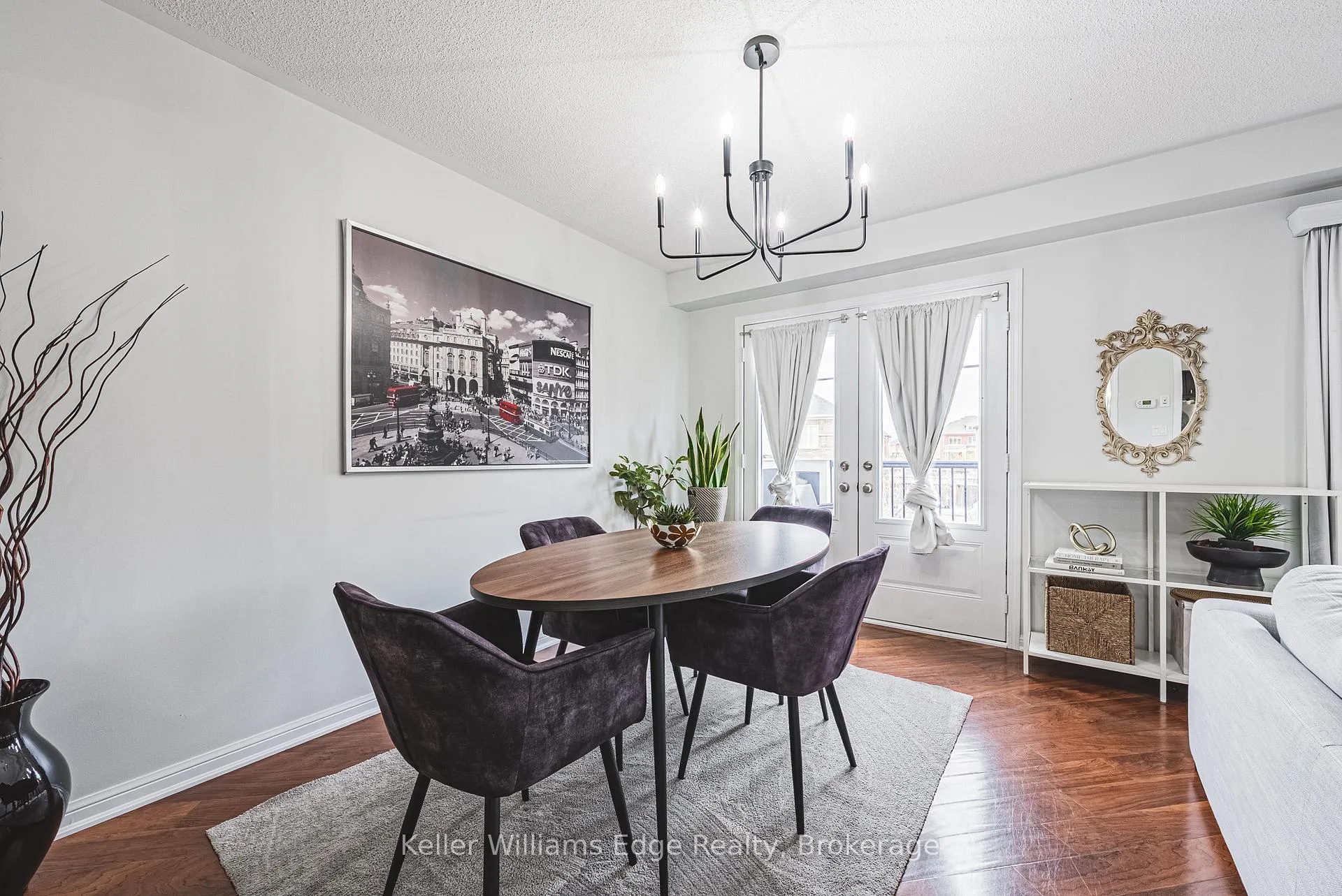 Photo 6 of 18 Deancrest Road, Brampton, Northwest Brampton — HOMEH