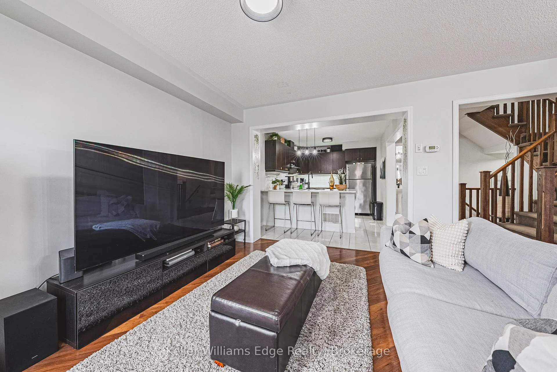 Photo 9 of 18 Deancrest Road, Brampton, Northwest Brampton — HOMEH