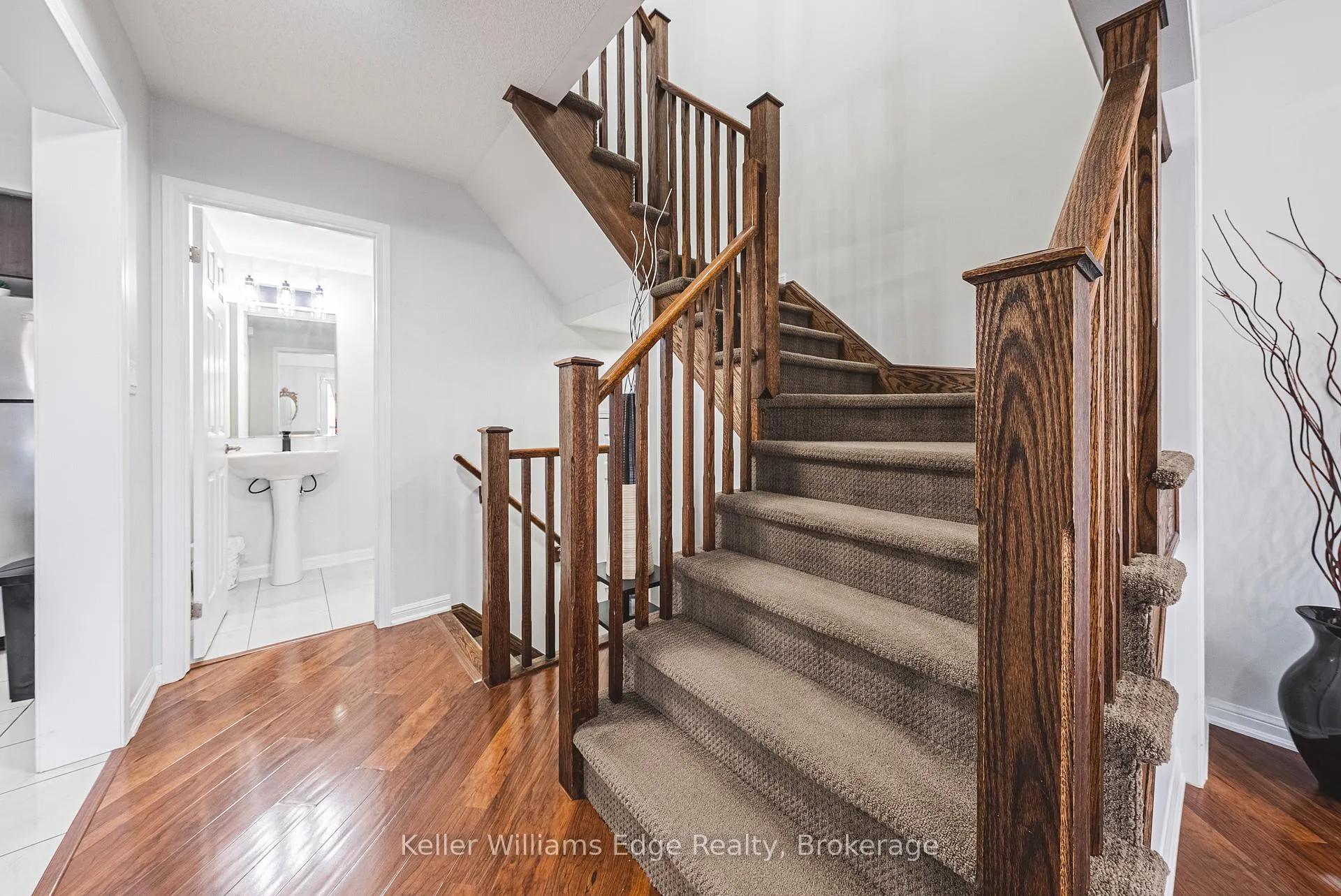 Photo 14 of 18 Deancrest Road, Brampton, Northwest Brampton — HOMEH