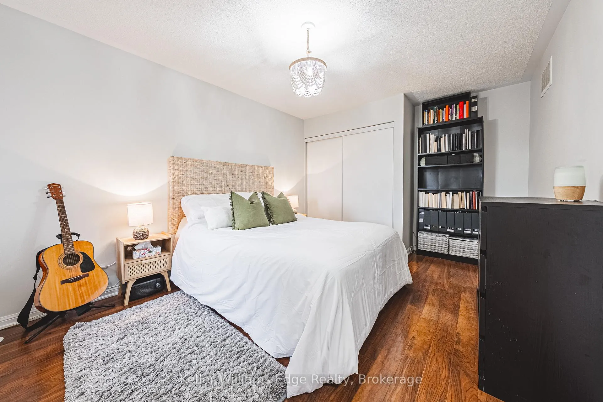 Photo 16 of 18 Deancrest Road, Brampton, Northwest Brampton — HOMEH