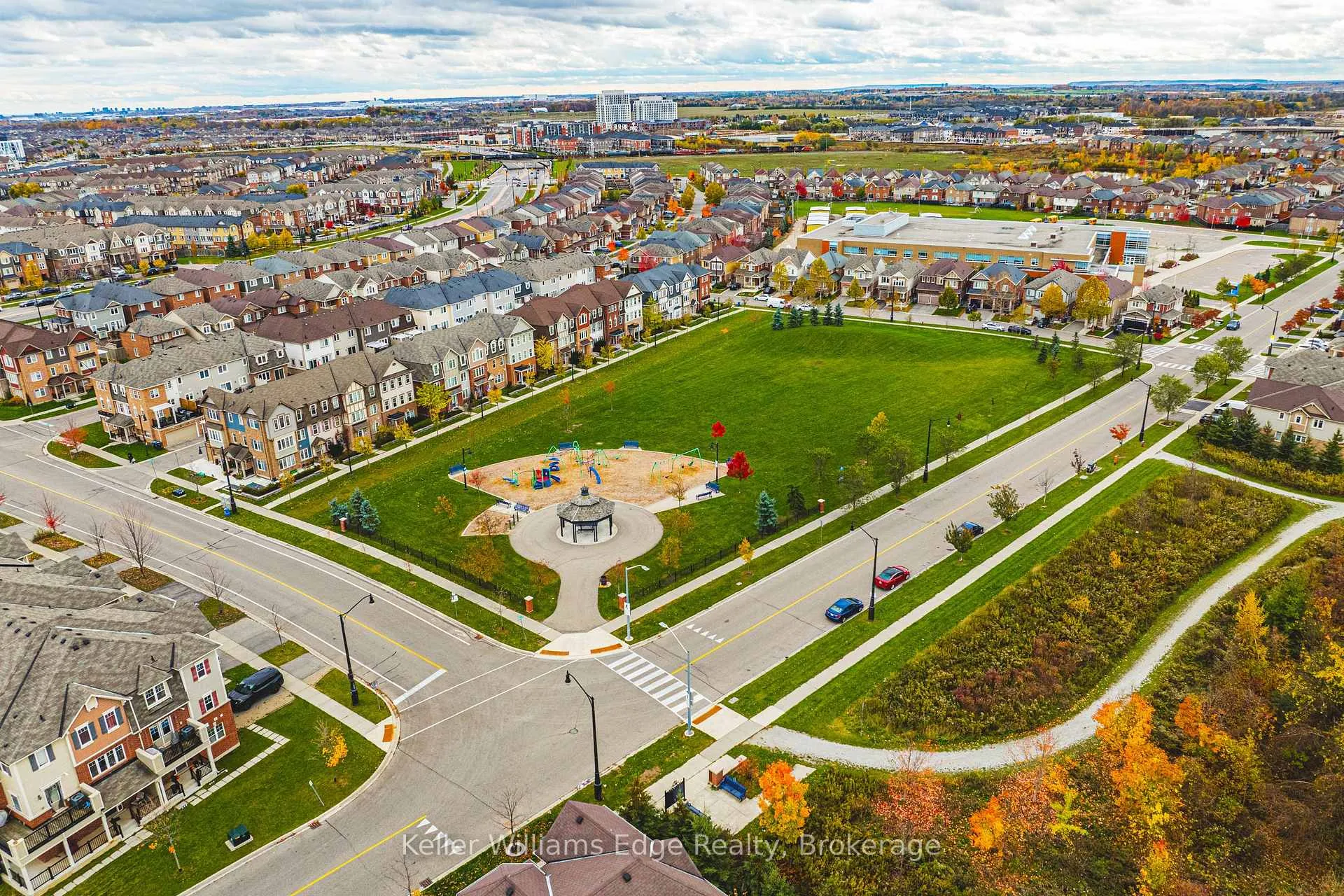 Photo 28 of 18 Deancrest Road, Brampton, Northwest Brampton — HOMEH